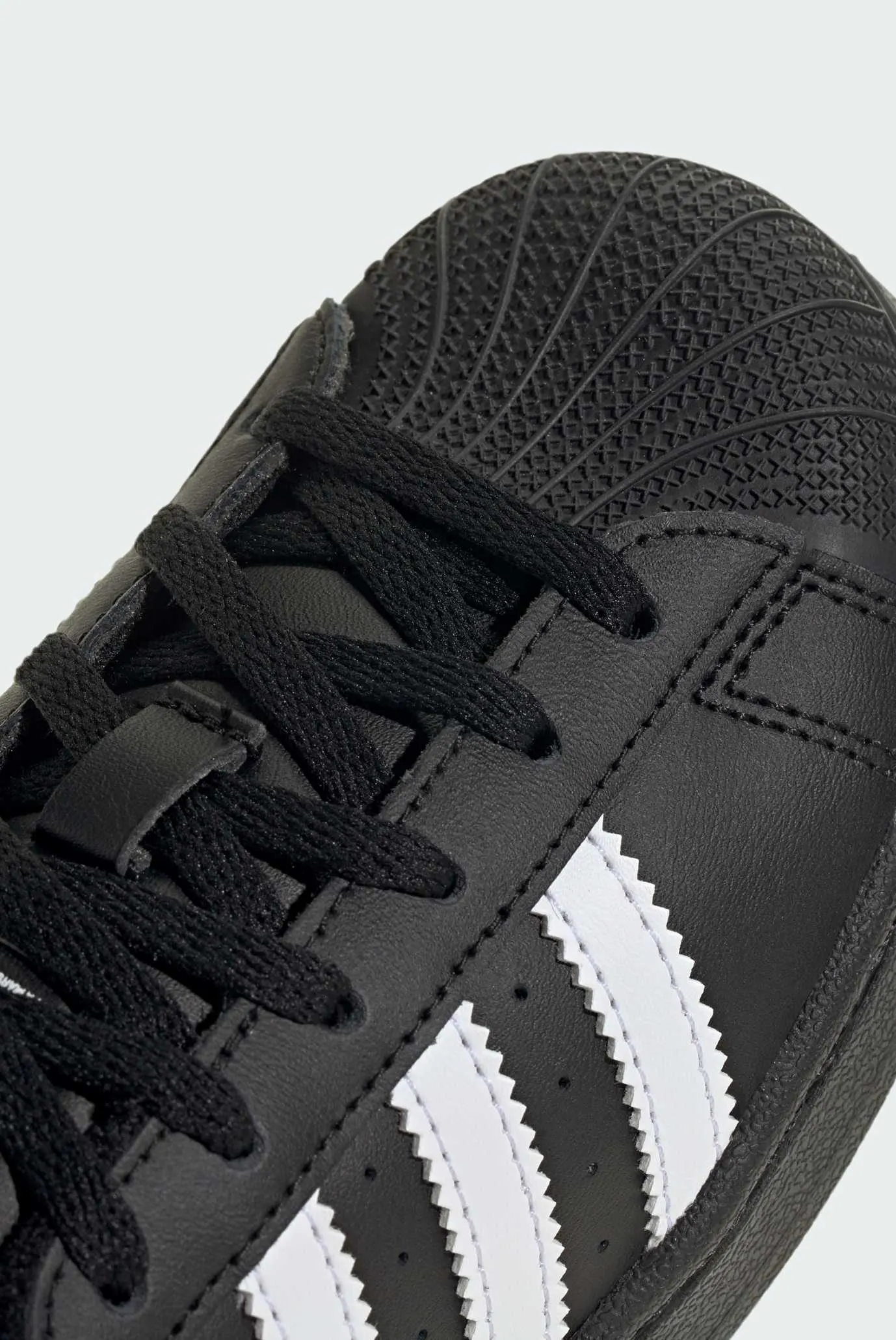 Дитячі чорні снікерси Superstar II Kids 8