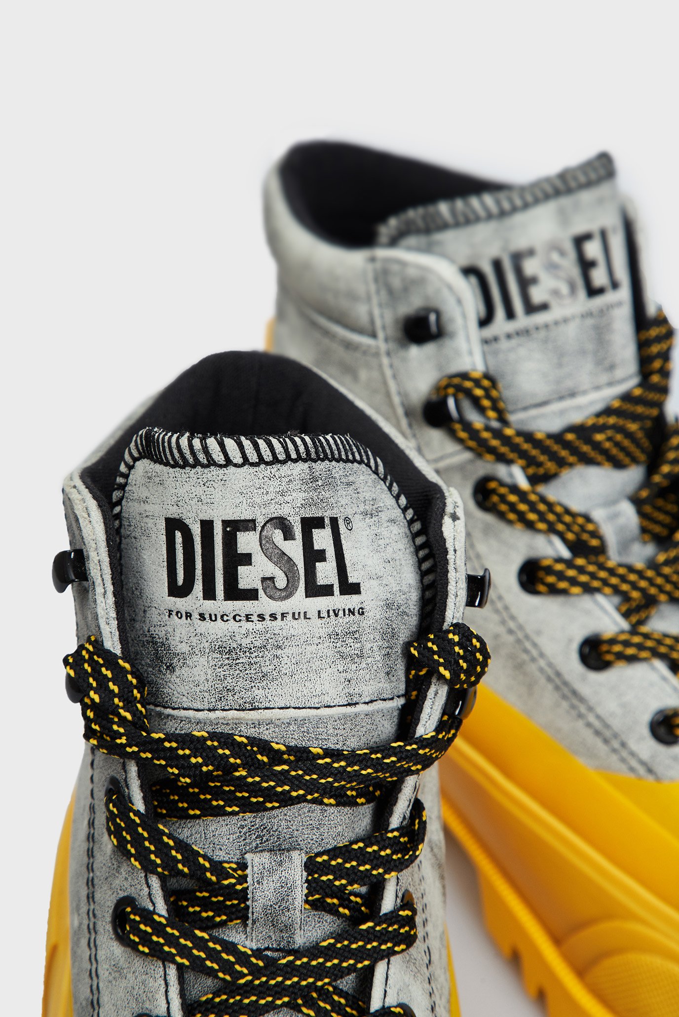 Чоловічі жовті шкіряні черевики D-HIKO BT X BOOTS Diesel