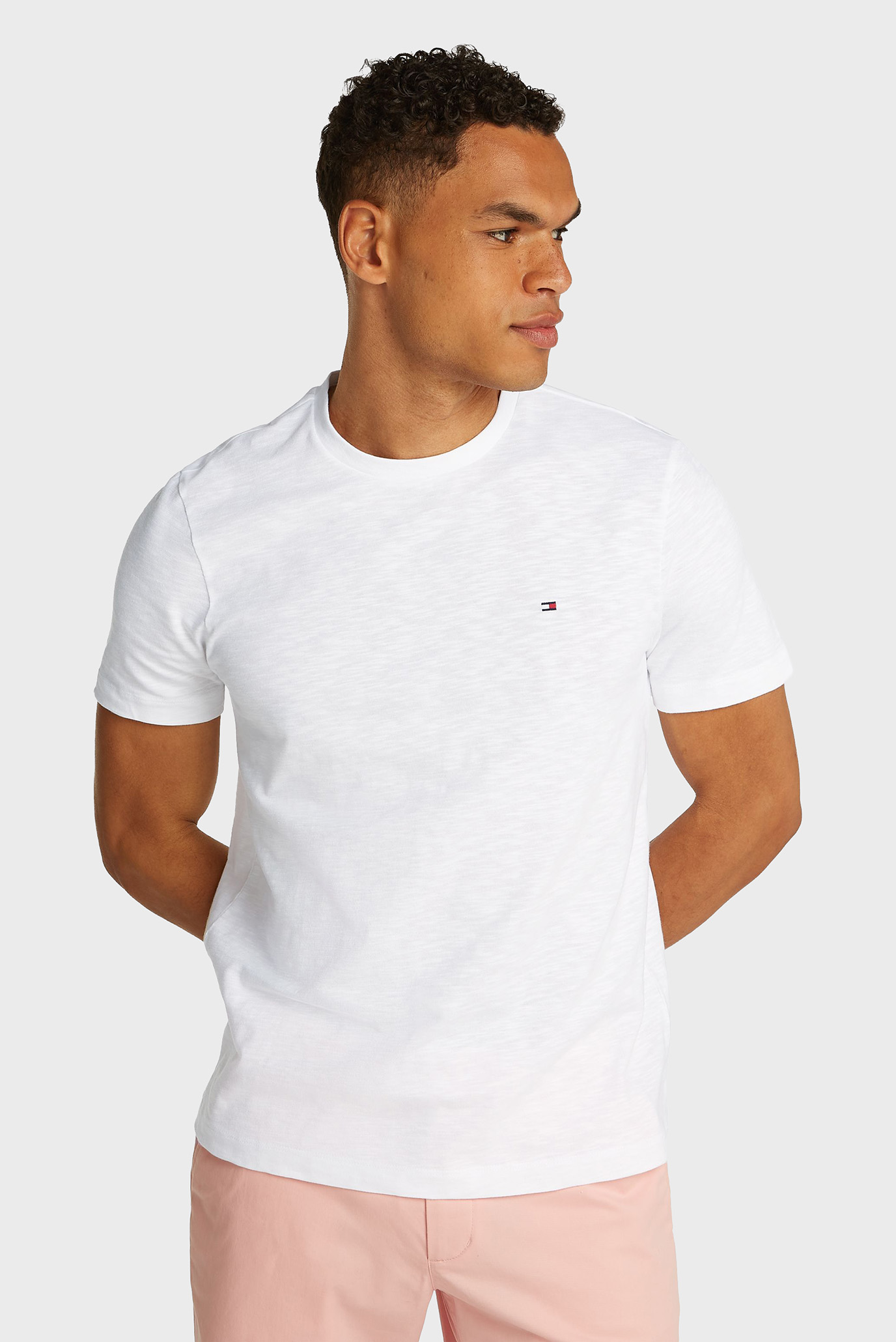 Мужская белая футболка TEXTURE SLUB TEE Белый L Tommy Hilfiger MW0MW38639 Мужская белая футболка TEXTURE SLUB TEE Белый L Tommy Hilfiger MW0MW38639