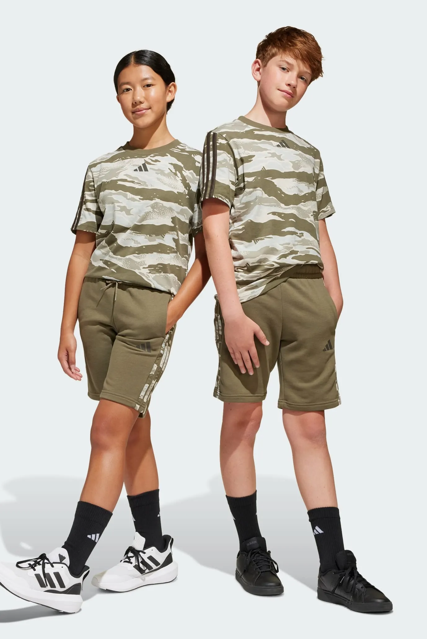 Детские оливковые шорты Seasonal Essentials Camo Kids 1