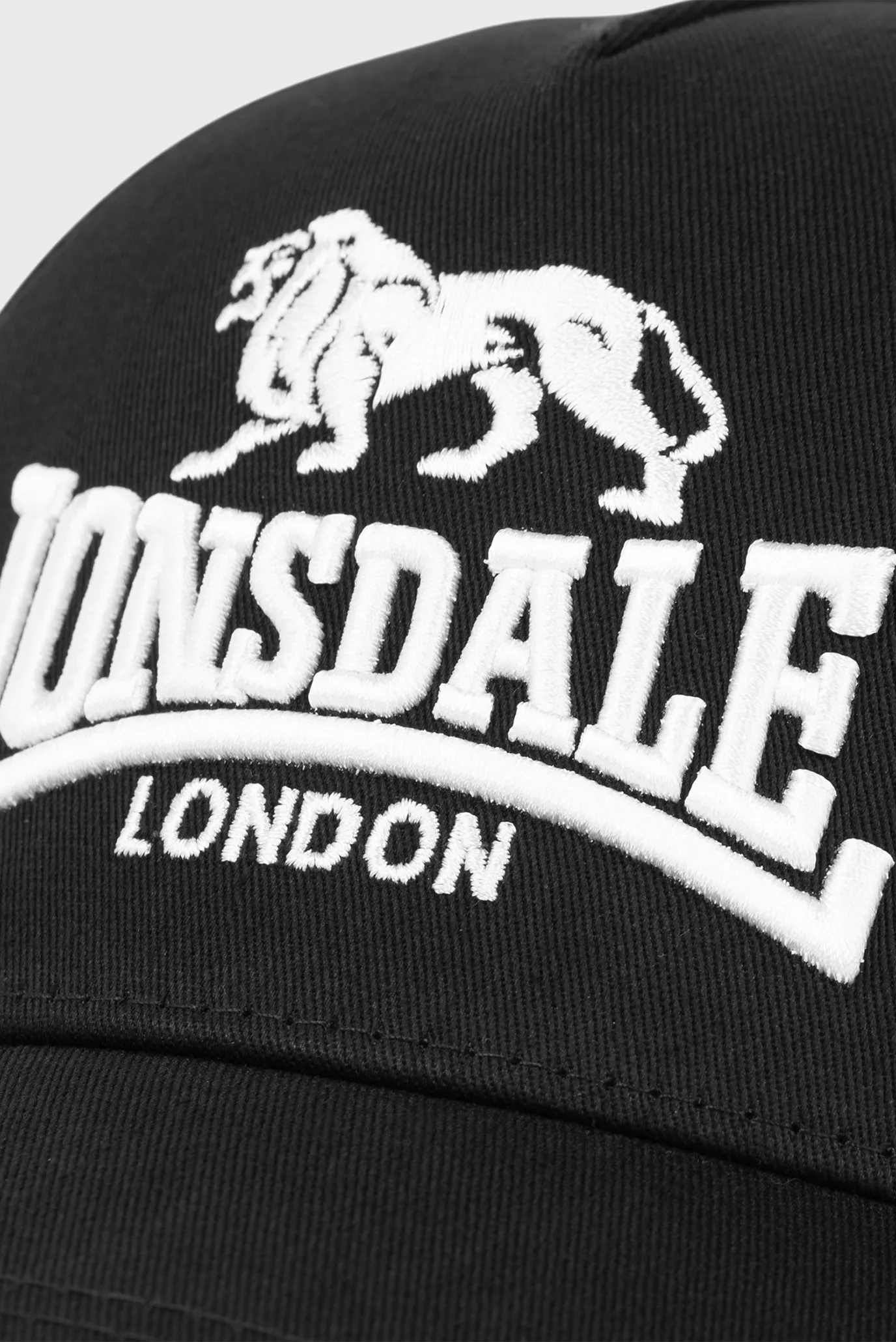 Черная кепка 4