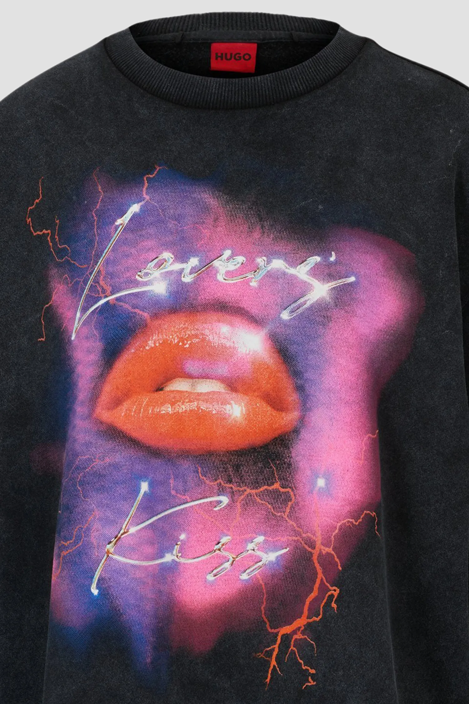 Жіночий чорний світшот 2