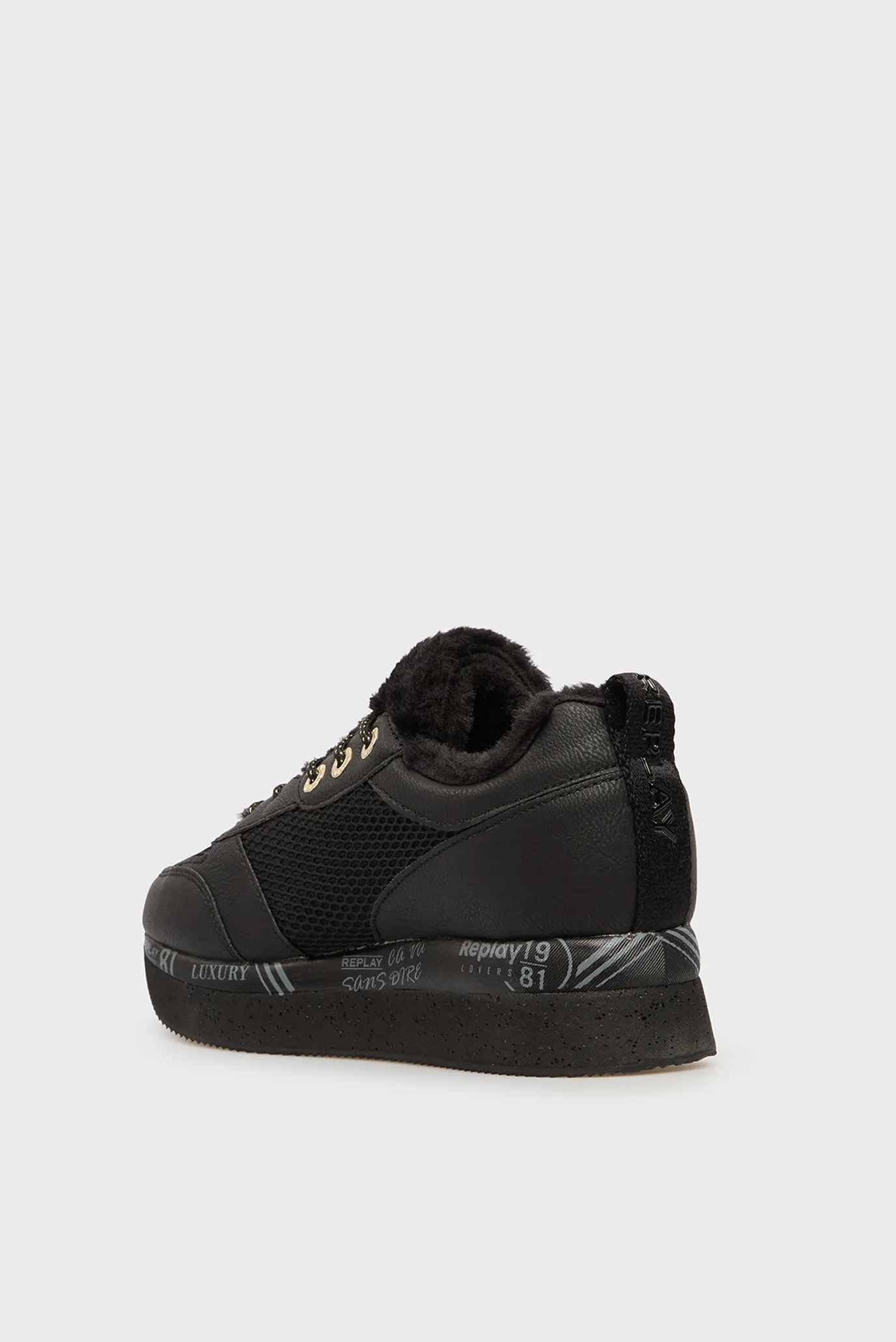 Женские черные кроссовки 5