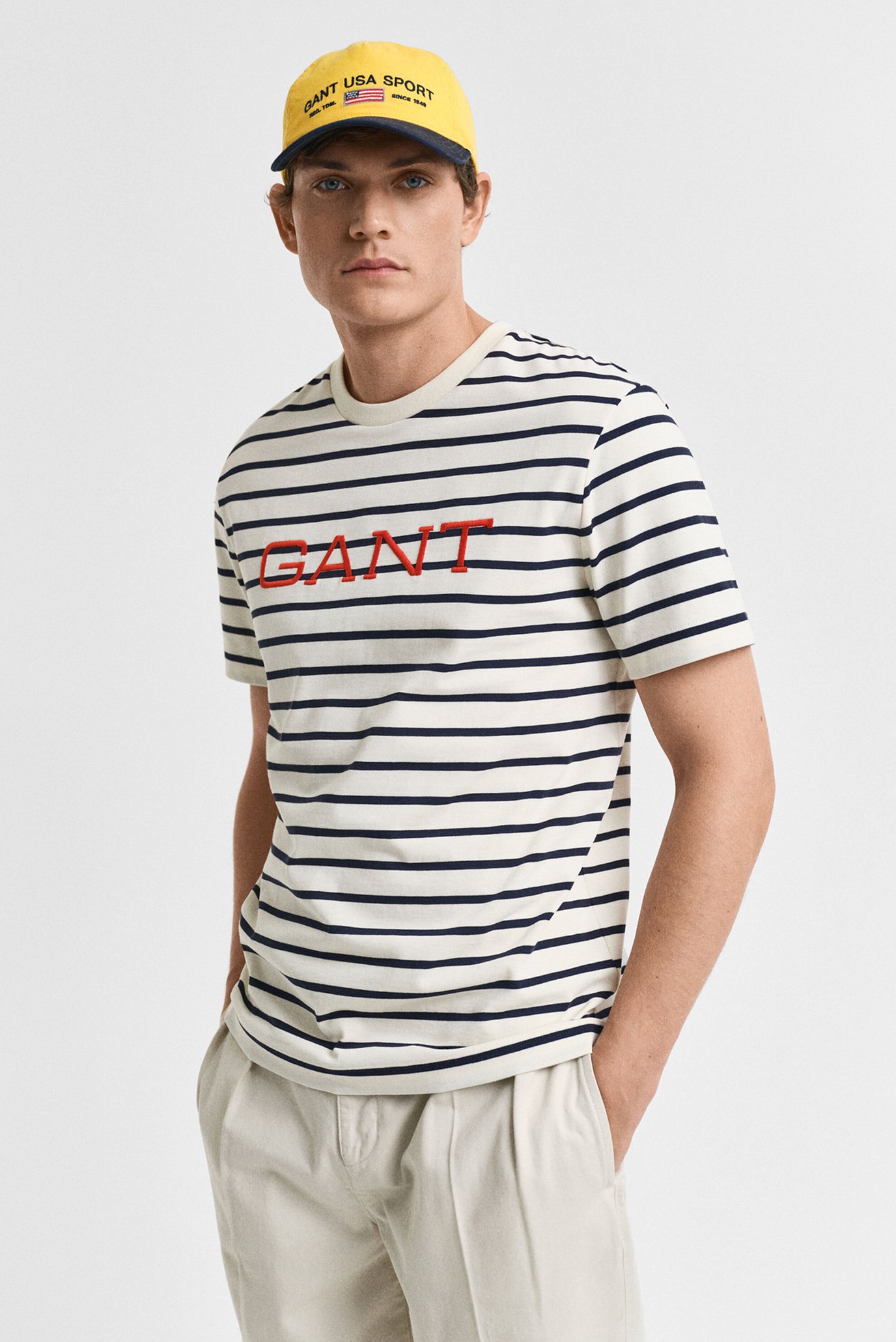 Мужская белая футболка в полоску GRAPHIC STRIPED 1