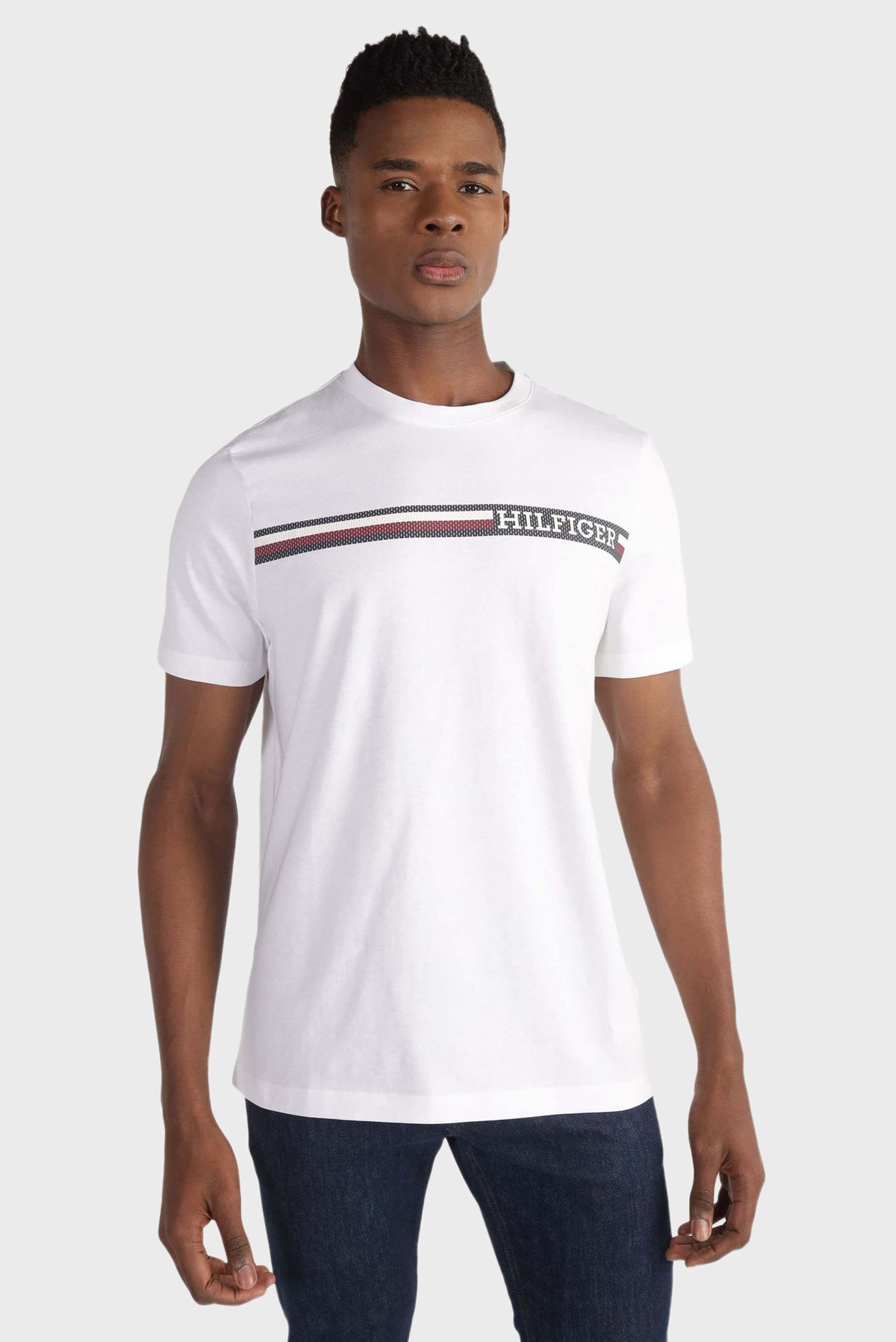 Мужская белая футболка MONOTYPE 1
