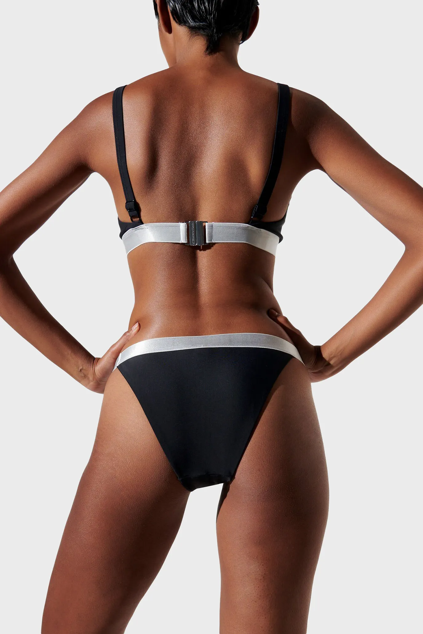 Жіночі чорні трусики від купальника LOGO BIKINI BOTTOM W/ ELASTIC 2