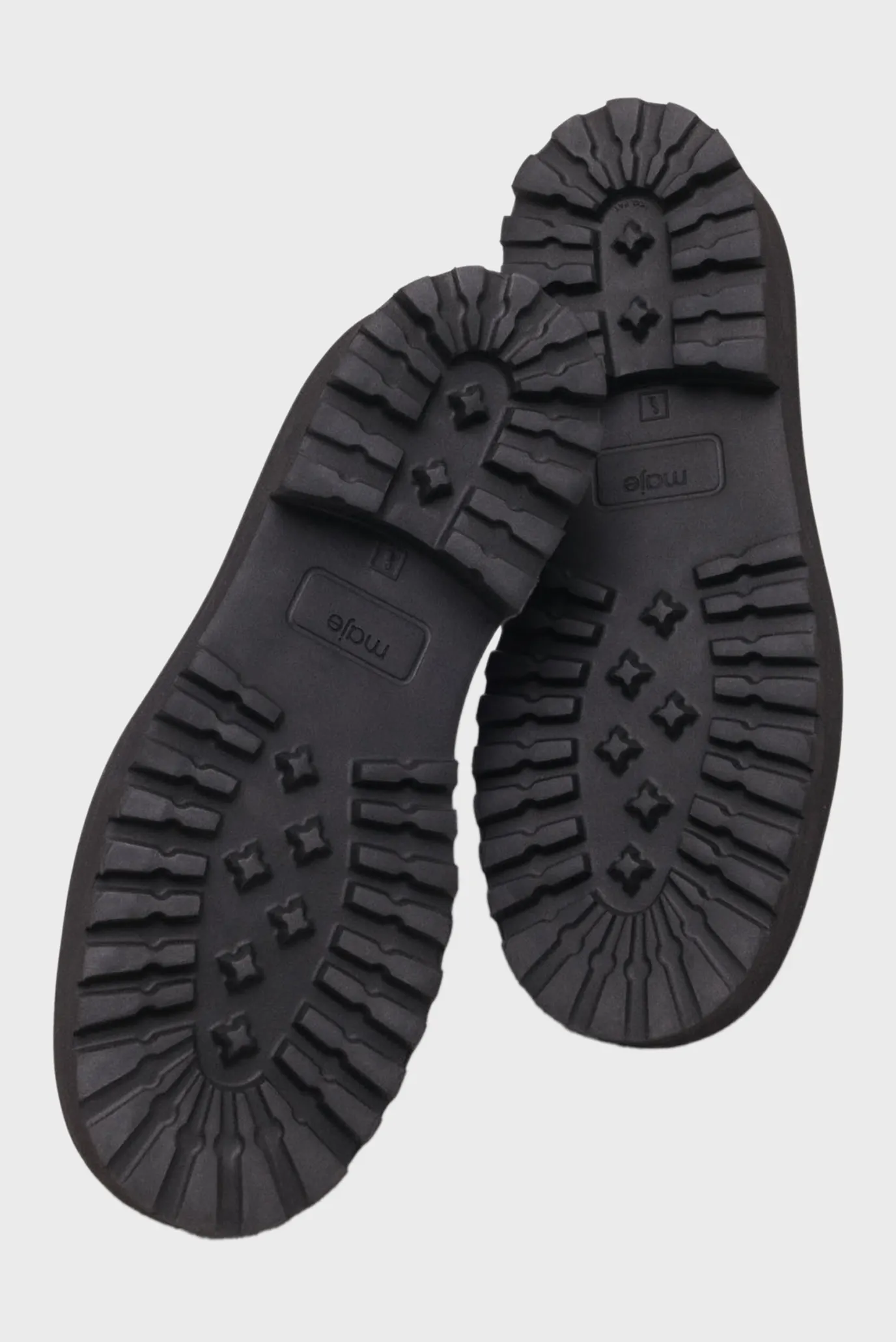 Жіночі чорні шкіряні челсі 6