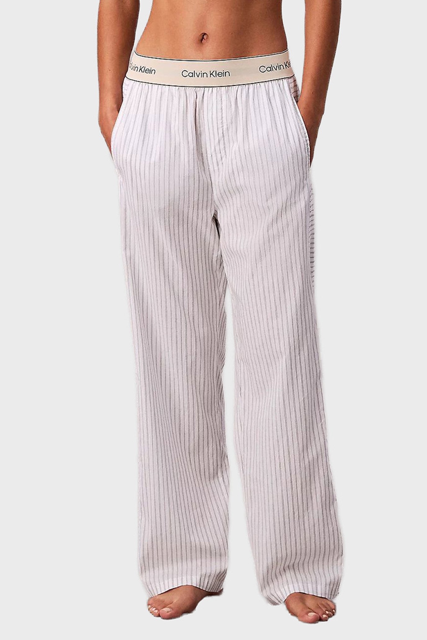 Женские белые брюки в полоску LOGO SUPER POPLIN Белый L Calvin Klein LV00QS7520 Женские белые брюки в полоску LOGO SUPER POPLIN Белый L Calvin Klein LV00QS7520