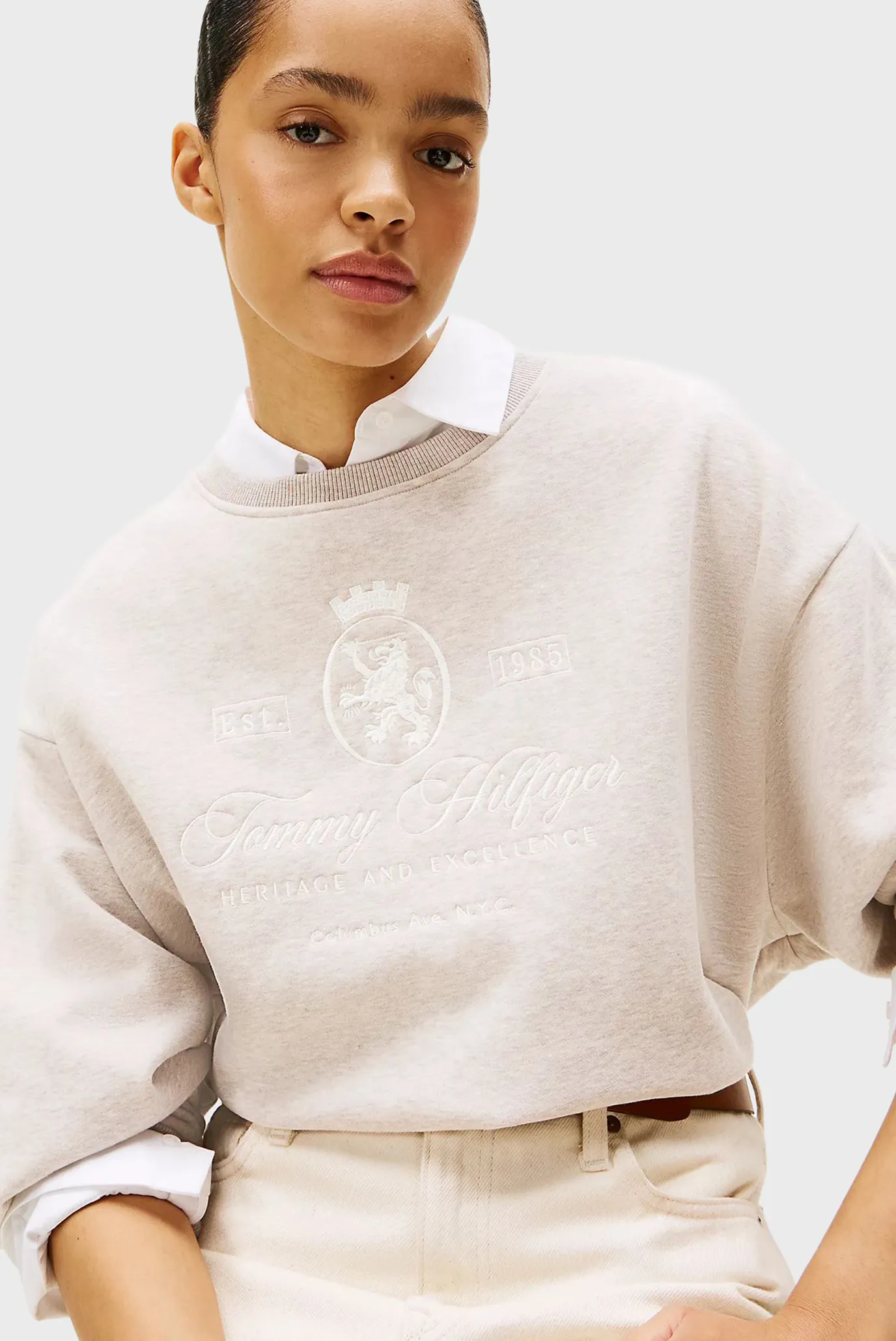 Жіночий світло-сірий світшот VARSITY 4