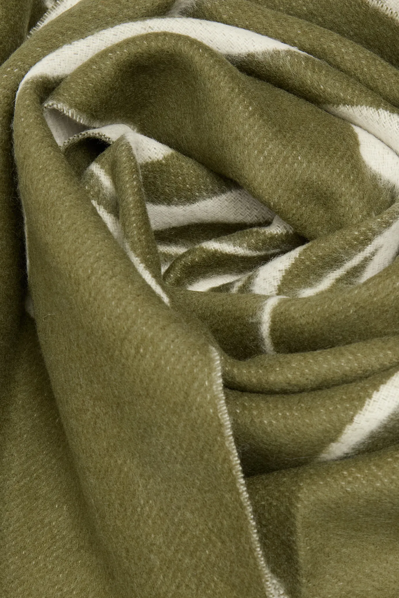 Жіночий зелений вовняний шарф SCRIPT LOGO 4