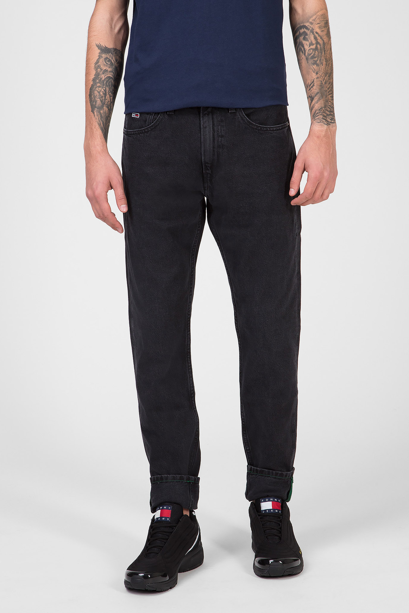Валберис мужские джинсы черные зауженные красно белое официальный сайт франшиза