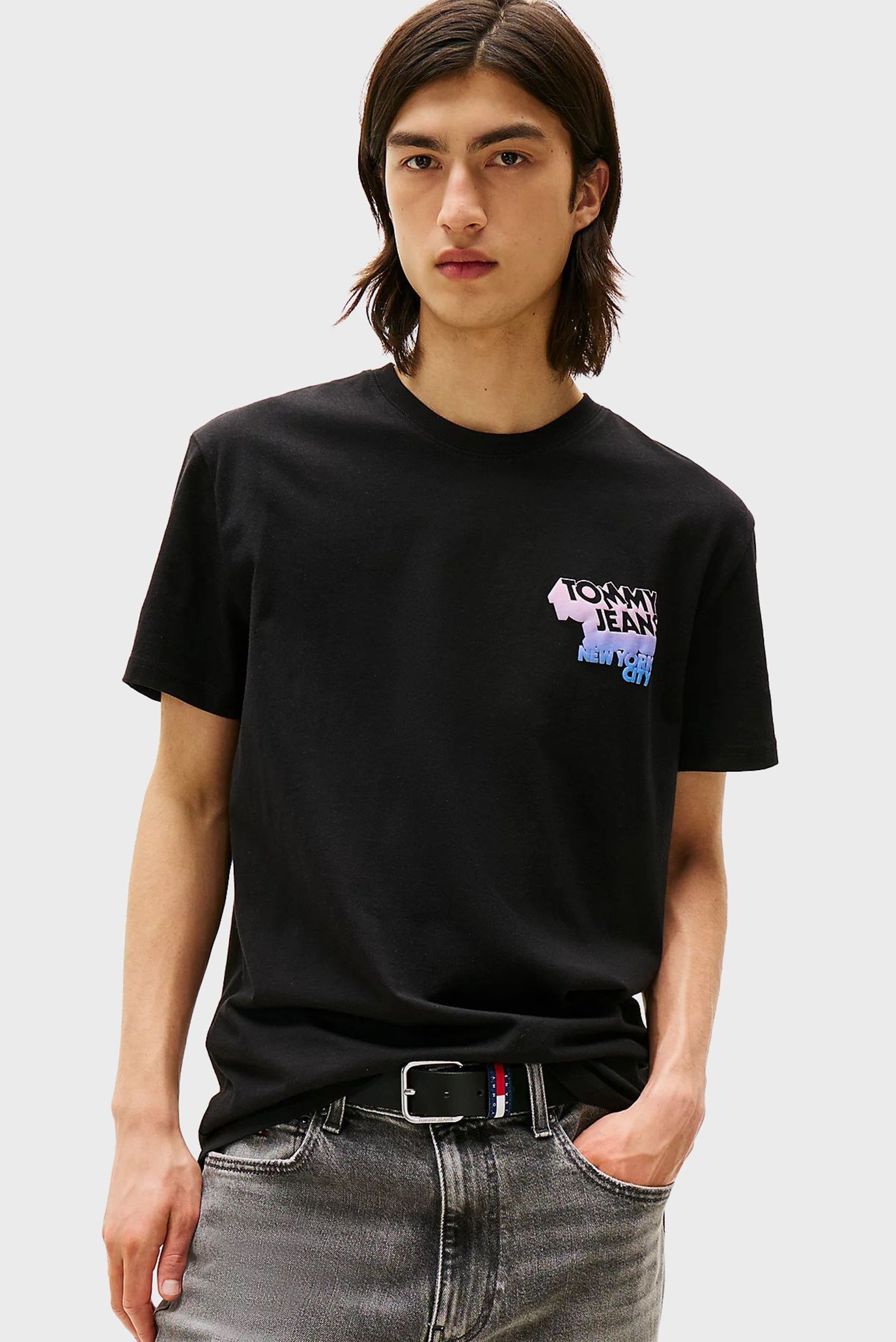Мужская черная футболка REG STACK BACKPRINT Черный XXL Tommy Jeans DM0DM21589 Мужская черная футболка REG STACK BACKPRINT Черный XXL Tommy Jeans DM0DM21589