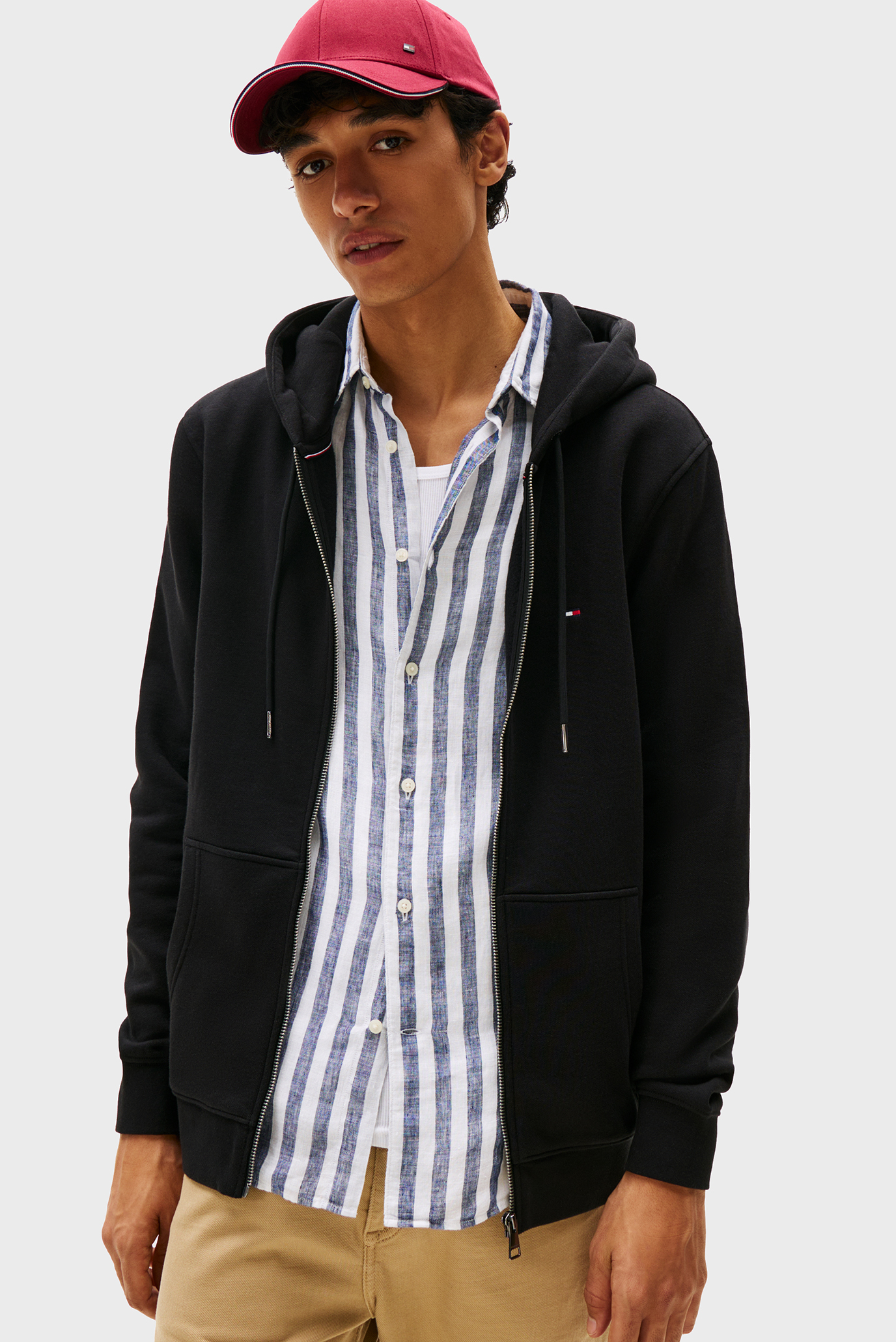 Мужское черное худи IM NA FLAG LOGO ZIP THRU Черный S Tommy Hilfiger MW0MW31492 Мужское черное худи IM NA FLAG LOGO ZIP THRU Черный S Tommy Hilfiger MW0MW31492