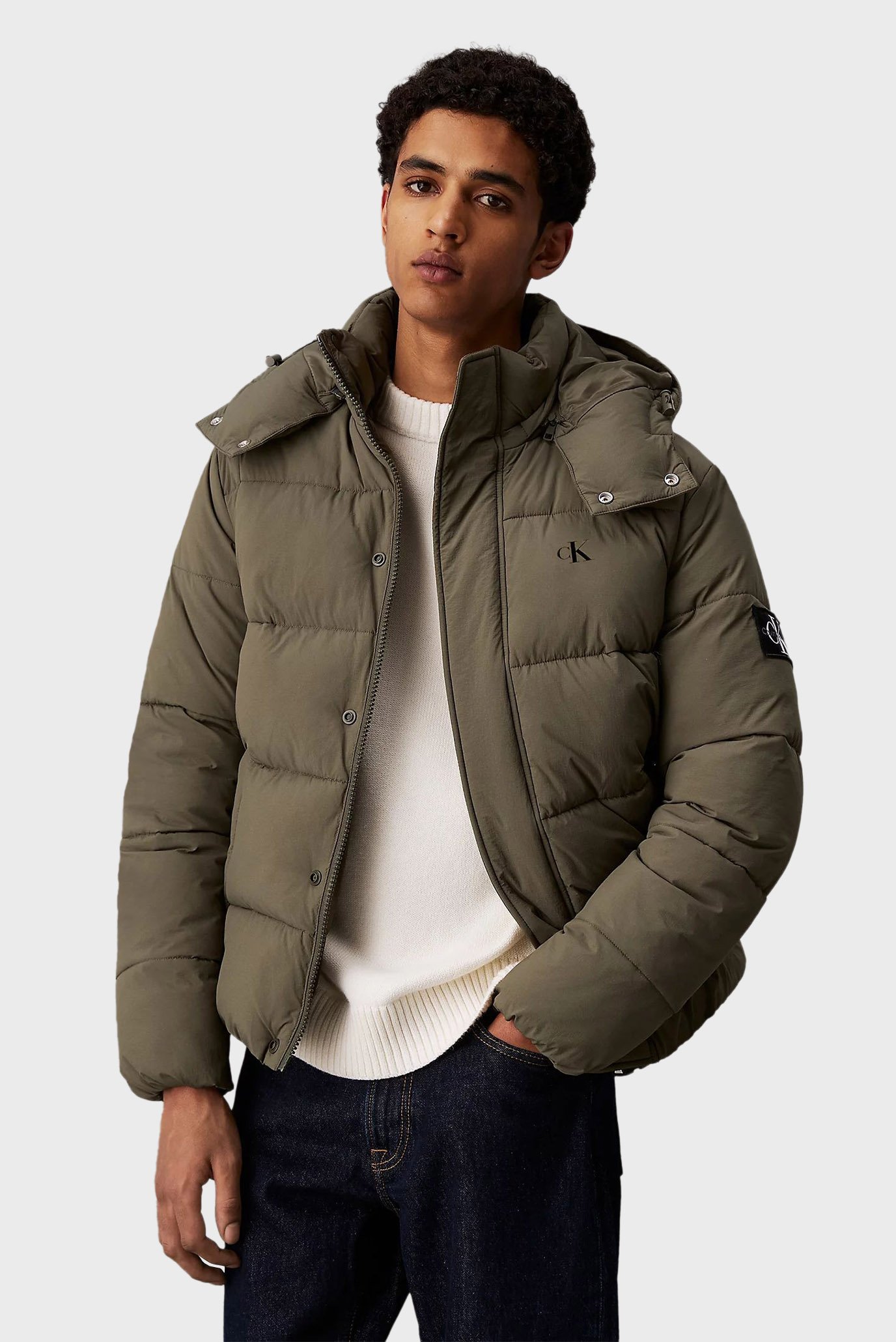 Чоловіча оливкова куртка ESSENTIALS NON DOWN JACKET 1