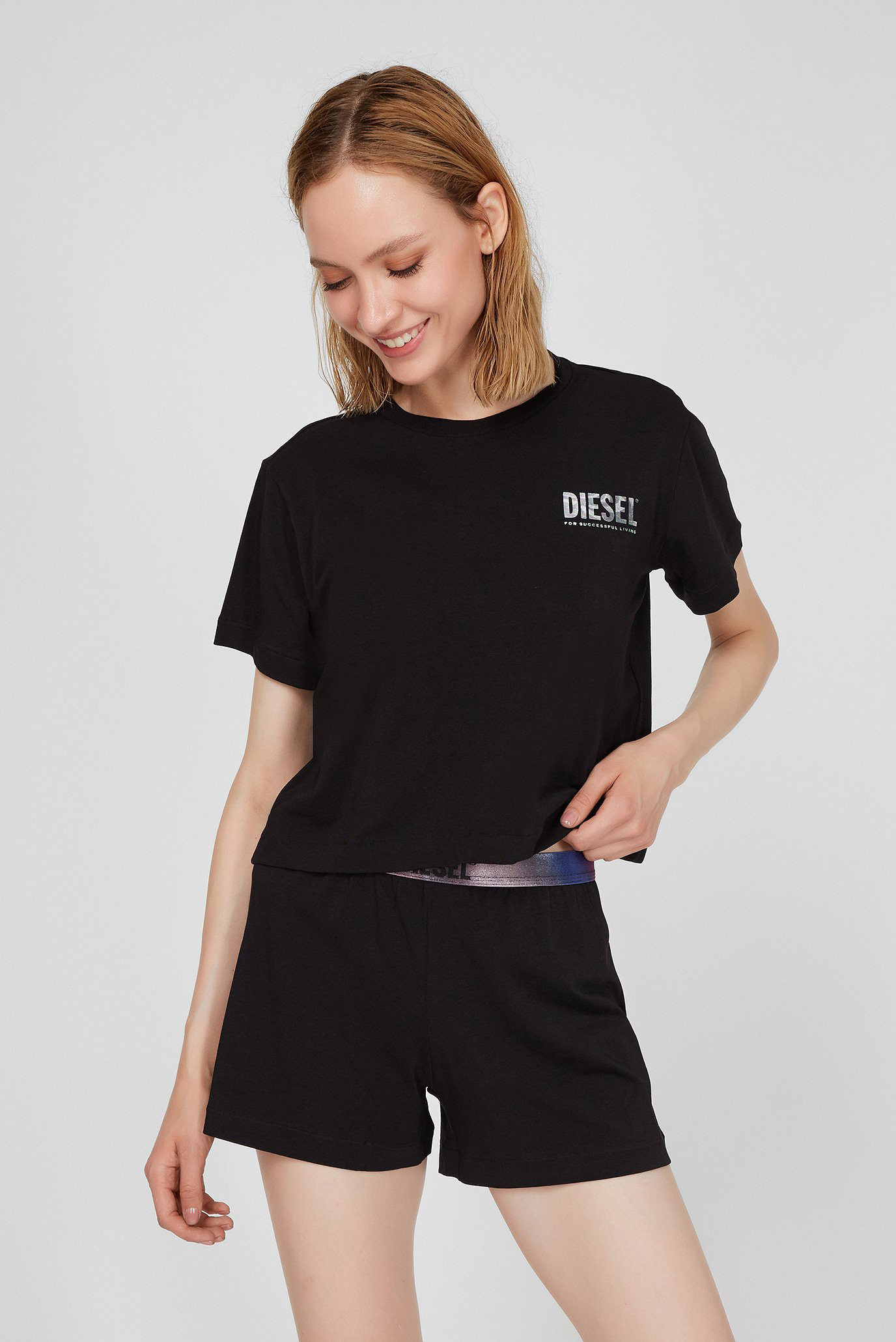 Жіноча чорна піжама (футболка, шорти) UFSET-PIJIMMY 1