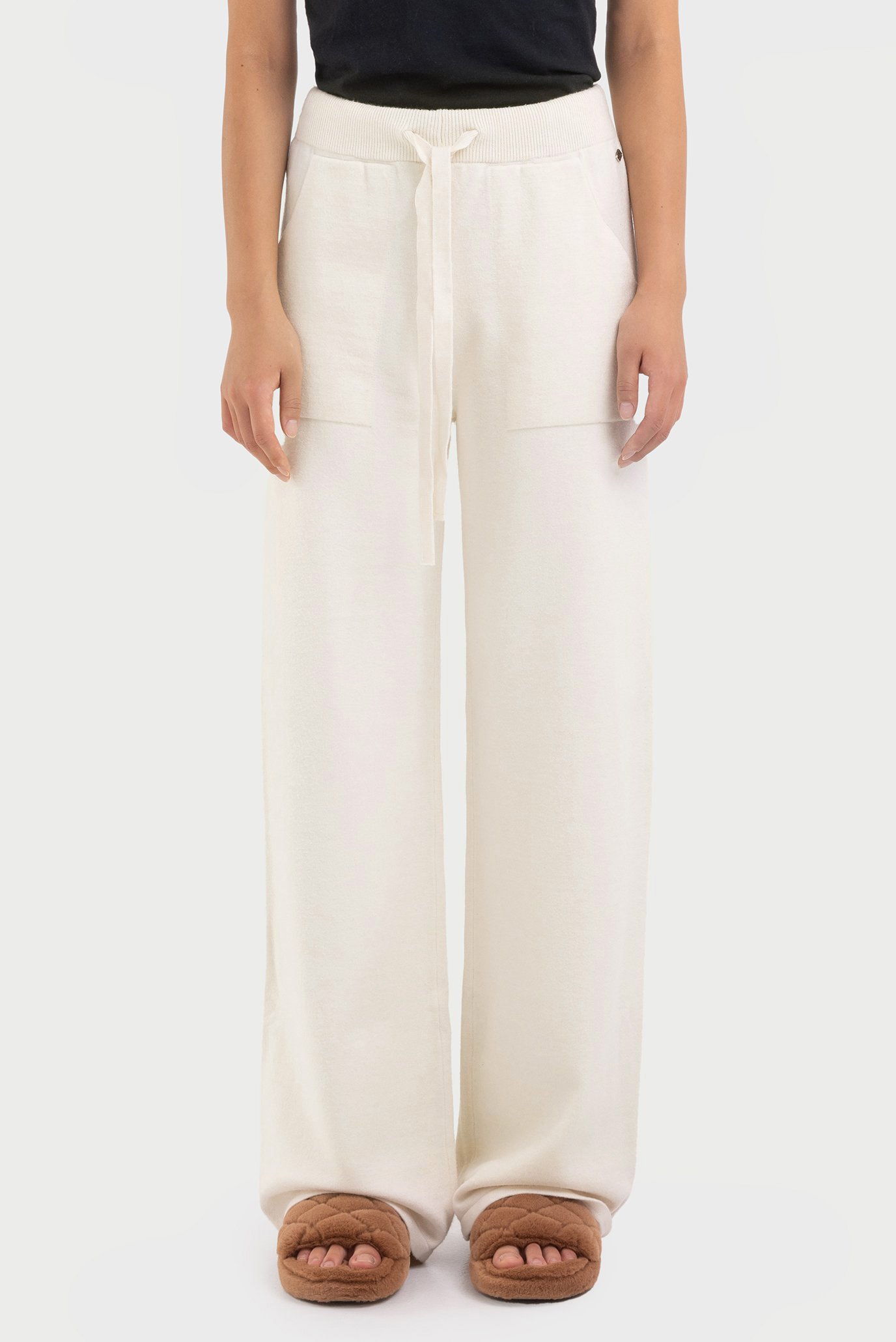 Жіночі білі брюки 1