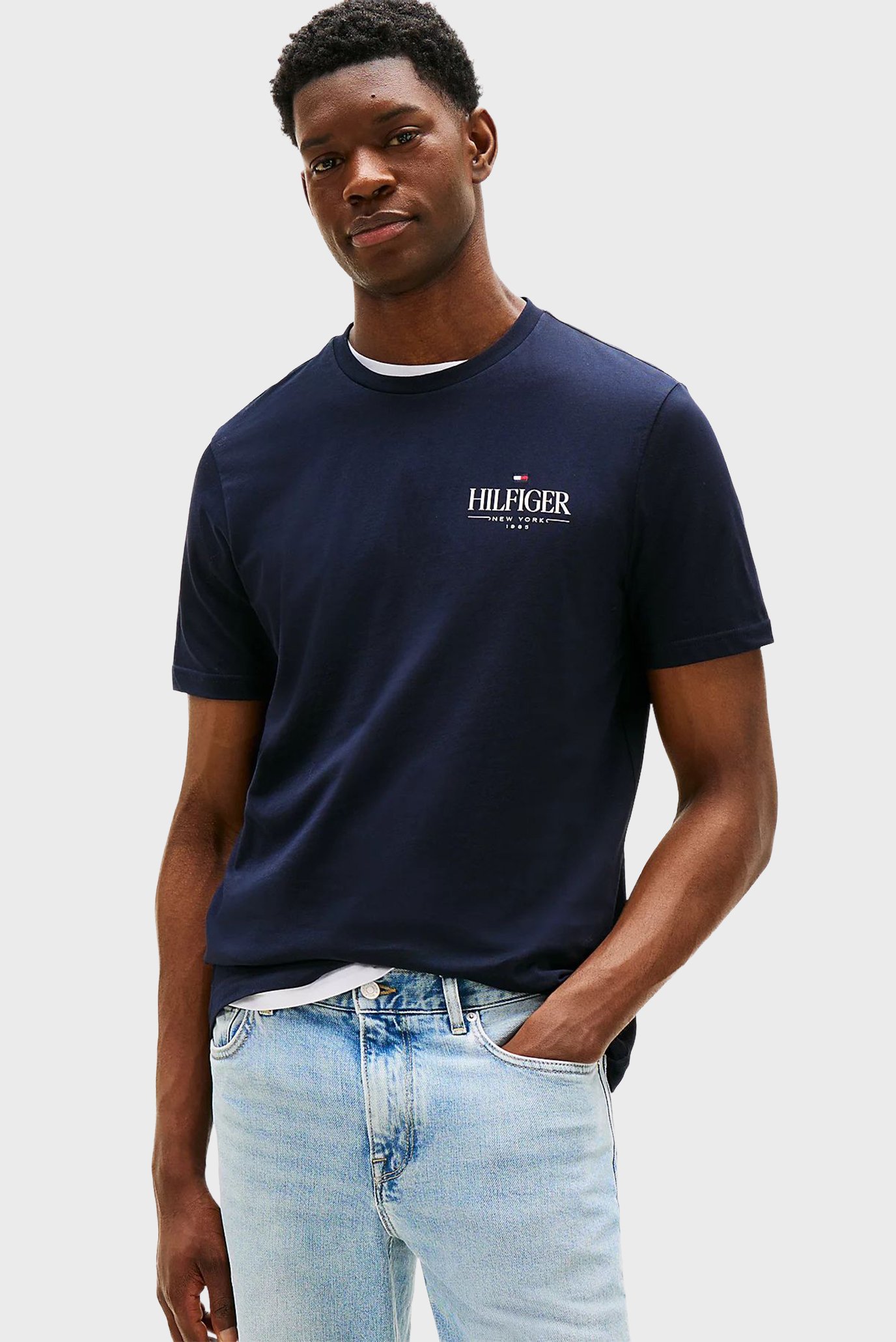 Мужская темно-синяя футболка STACK Синий XXL Tommy Hilfiger MW0MW39355 Мужская темно-синяя футболка STACK Синий XXL Tommy Hilfiger MW0MW39355