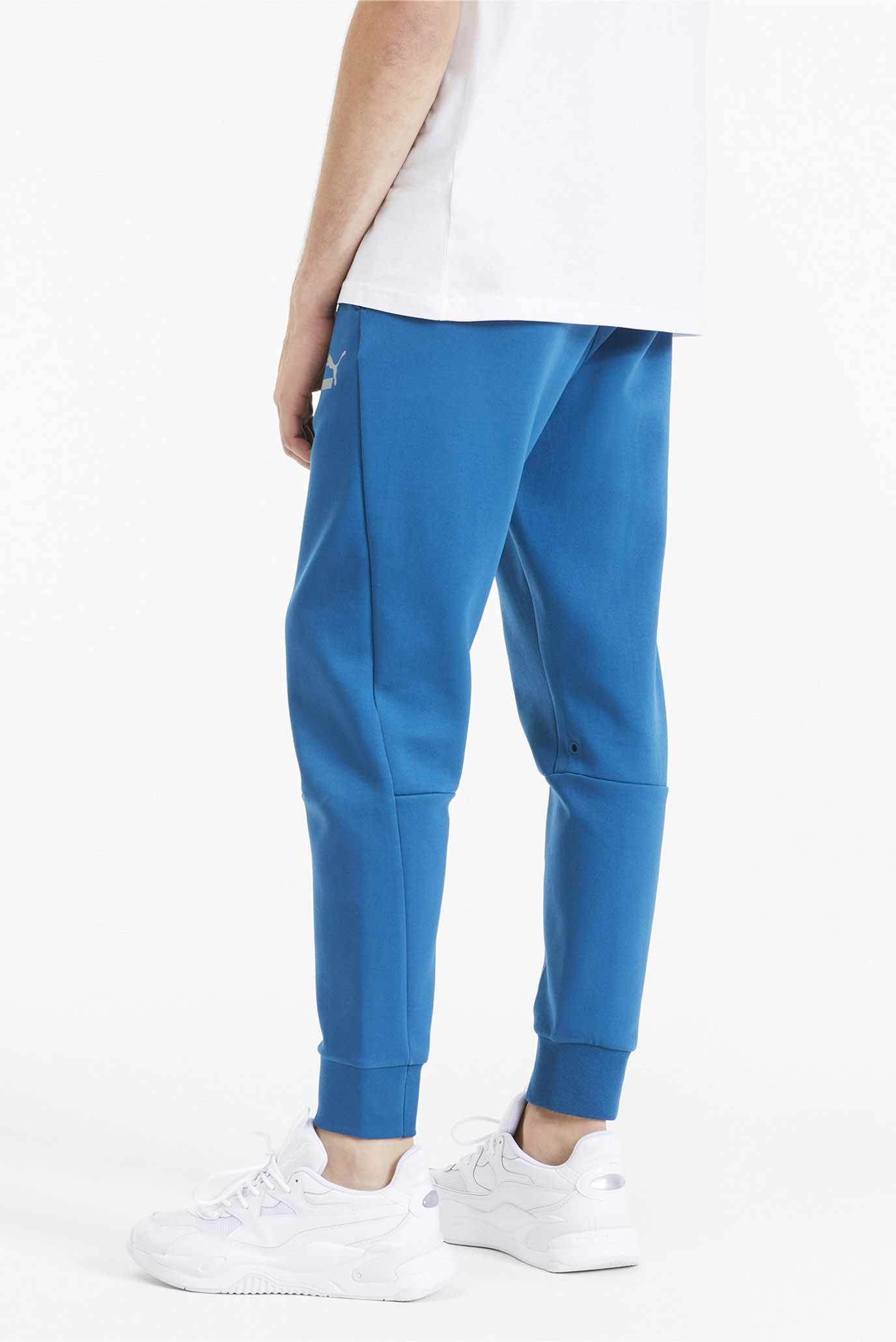 puma classics tech sweatpants