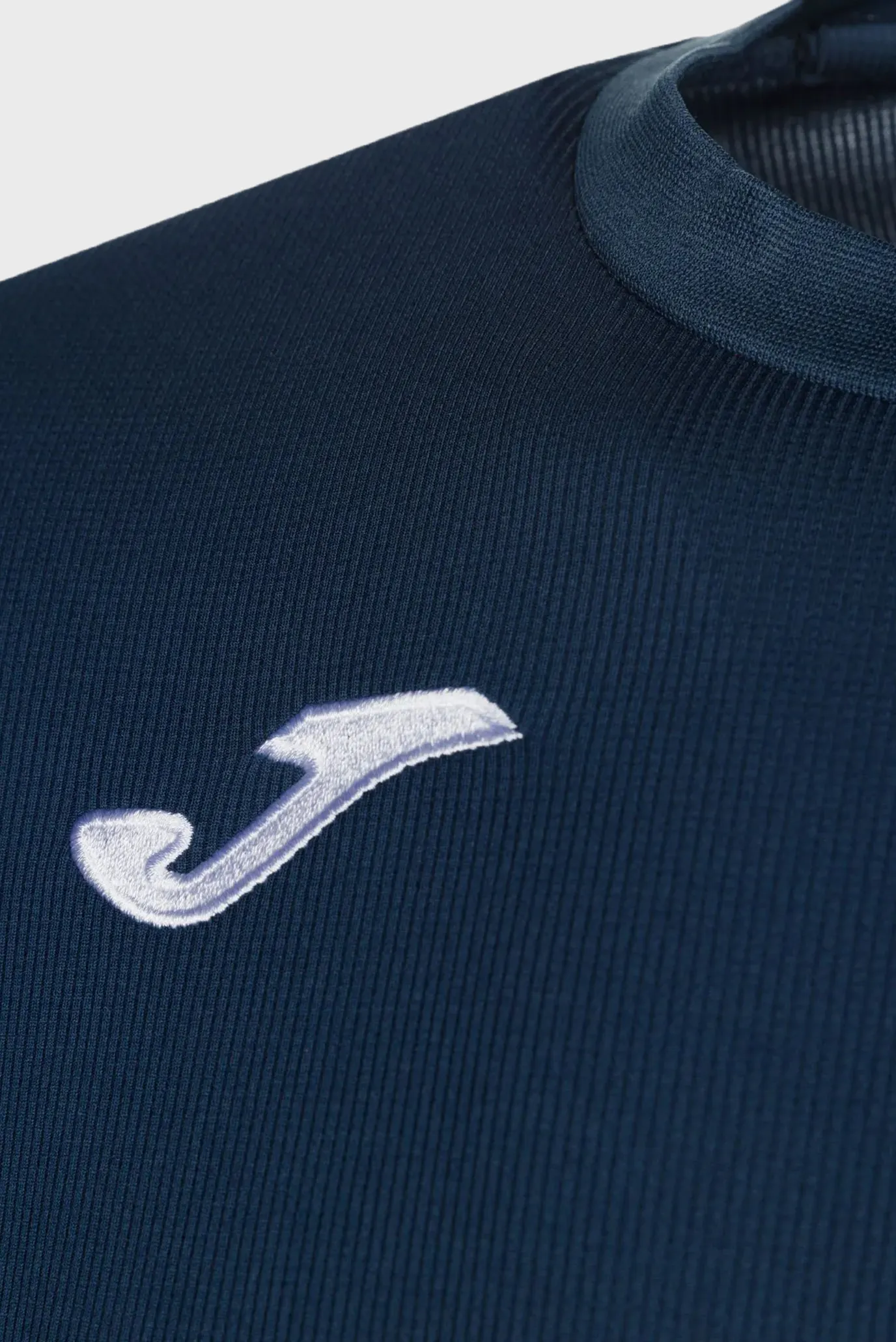 Мужская темно-синяя футболка 3