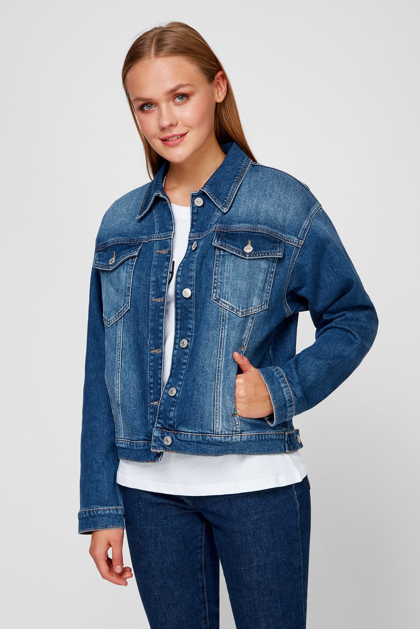 Жіноча синя джинсова куртка 1
