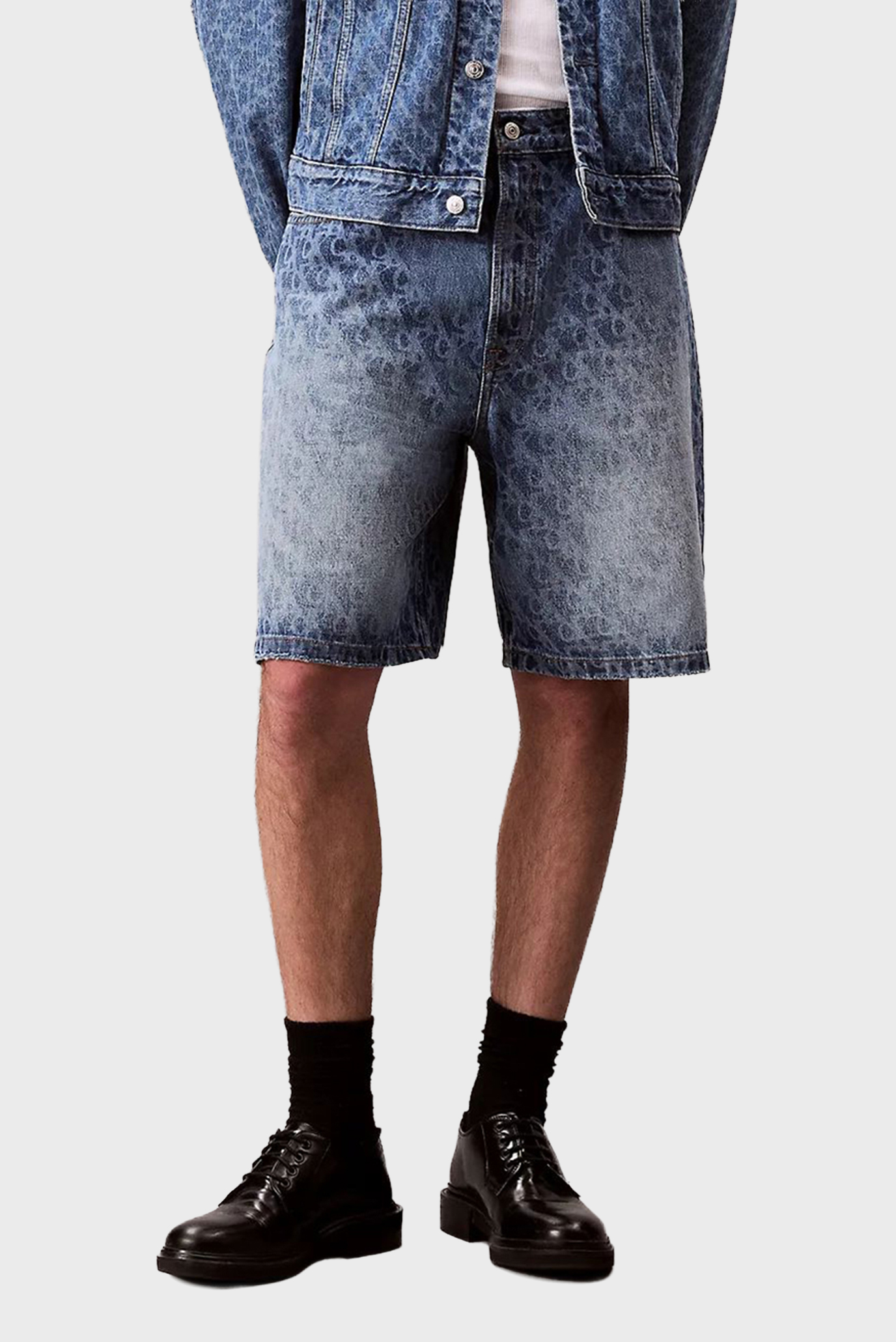 Мужские синие джинсовые шорты с узором 90S Синий 34 Calvin Klein Jeans LV04RC722G Мужские синие джинсовые шорты с узором 90S Синий 34 Calvin Klein Jeans LV04RC722G