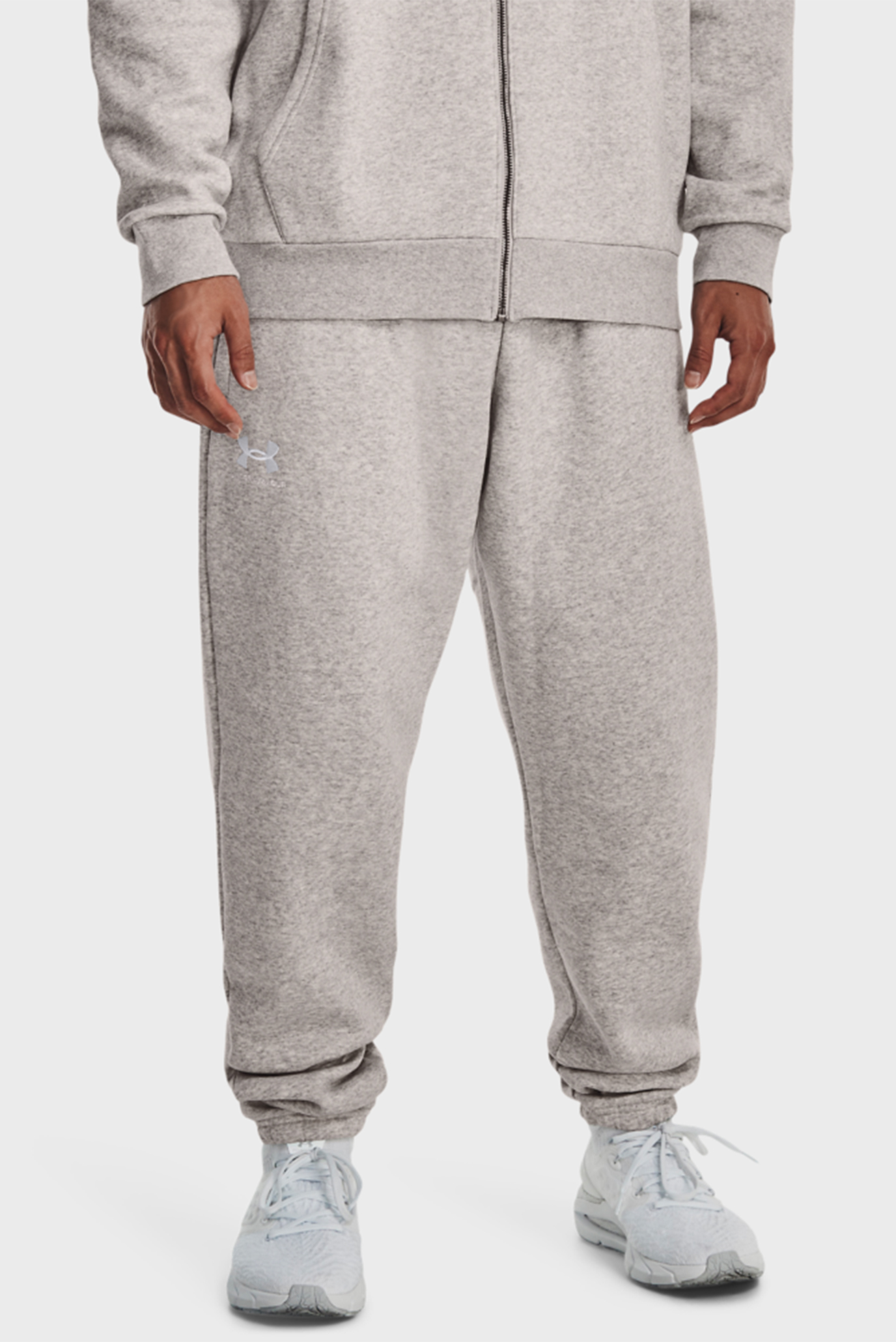 Мужские серые спортивные брюки UA Essential Fleece 1