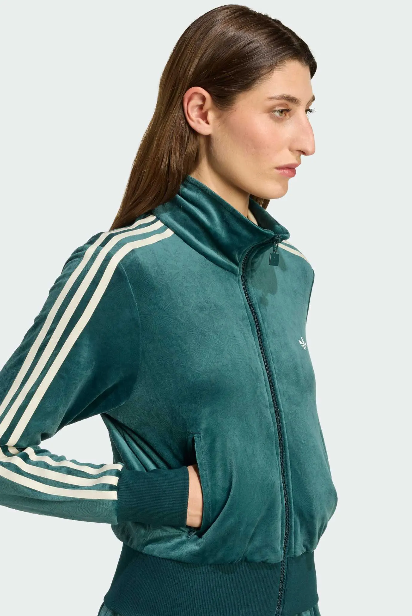 Женская велюровая спортивная кофта с узором adidas Originals x
