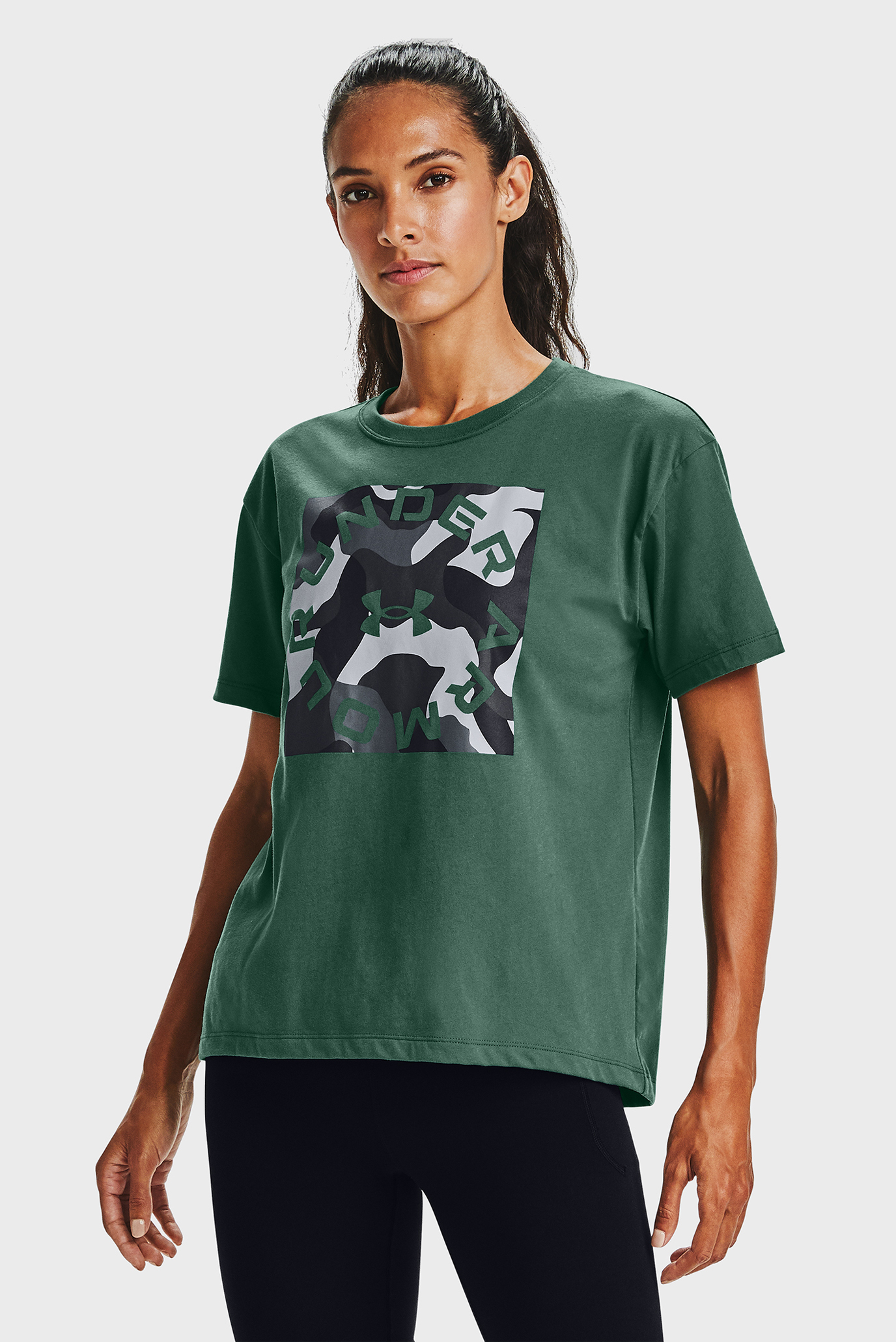 Женская зеленая футболка Live Fashion Camo Graphic 1