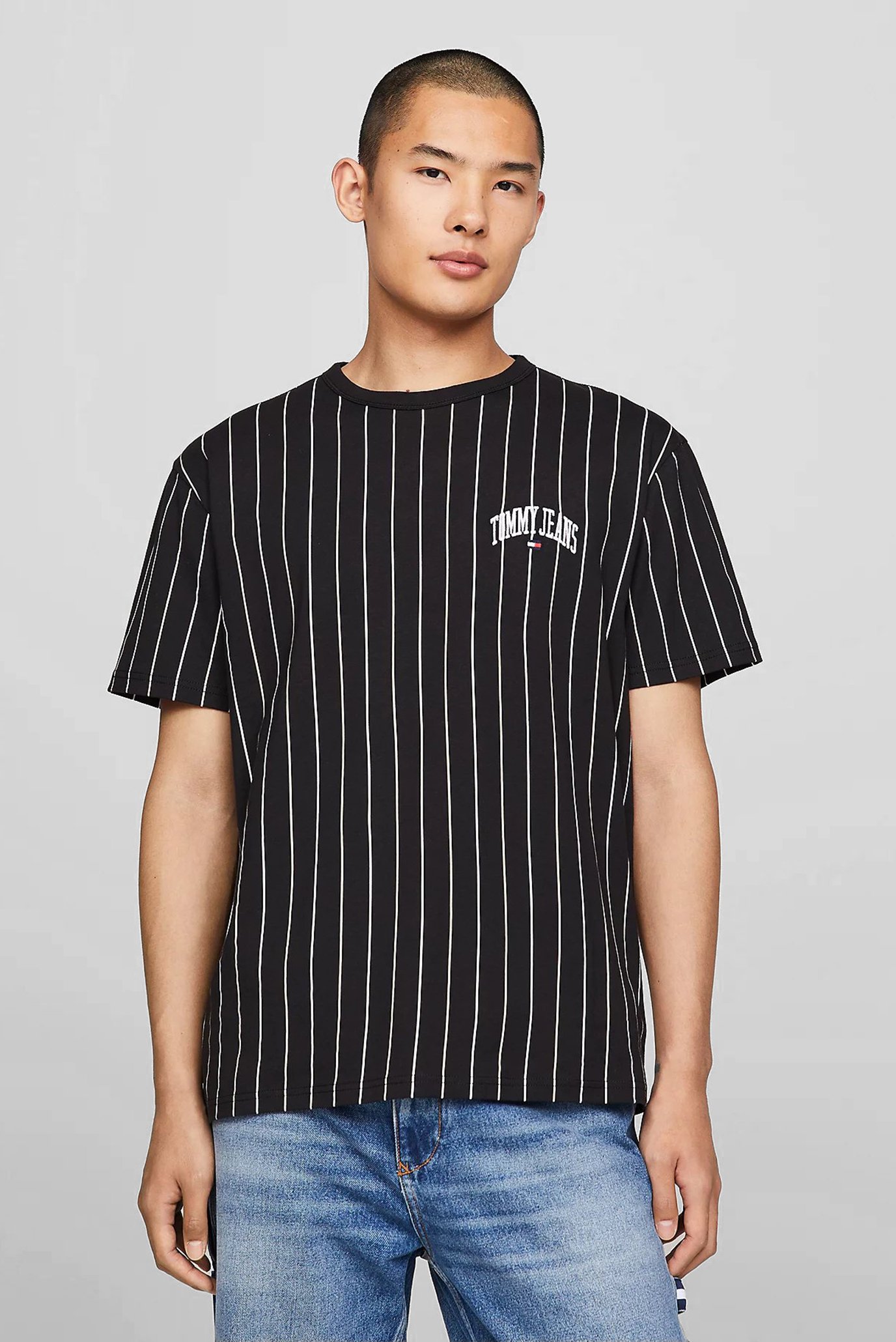 Мужская черная футболка в полоску TJM REG VARSITY PINSTRIPE TEE 1