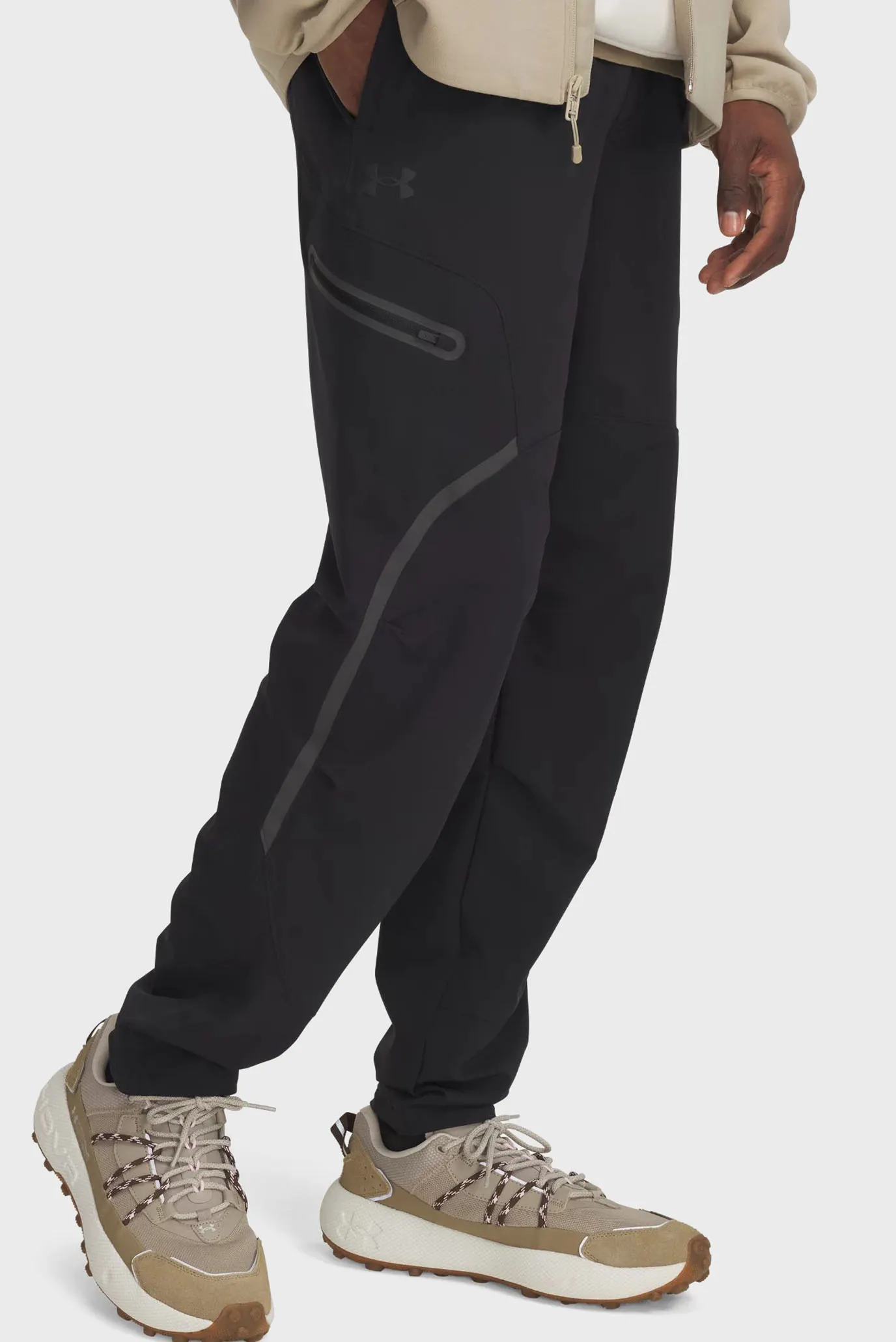 Чоловічі чорні спортивні штани UA Unstoppable Cargo Pant 1