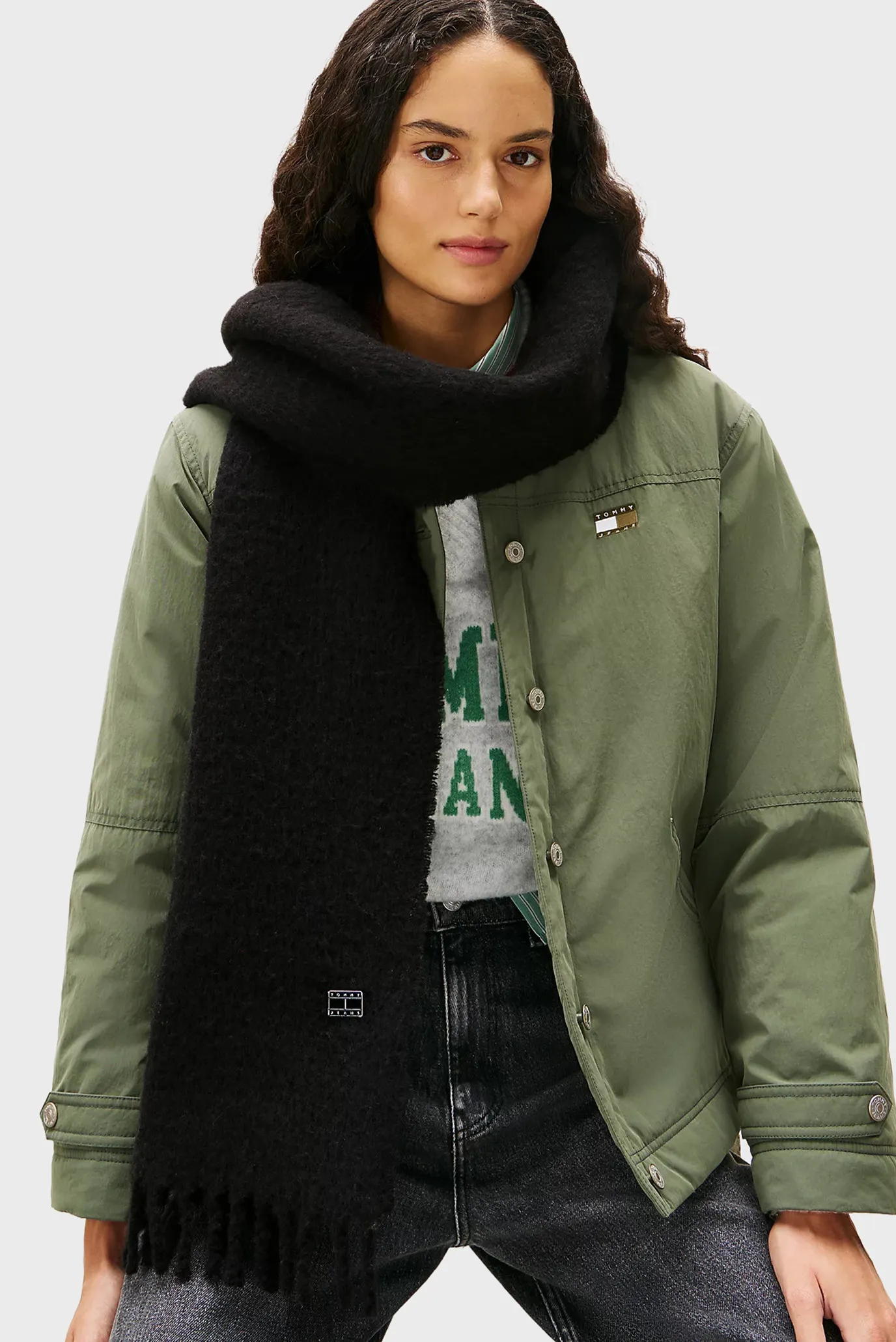 Женский черный шерстяной шарф HERITAGE 2