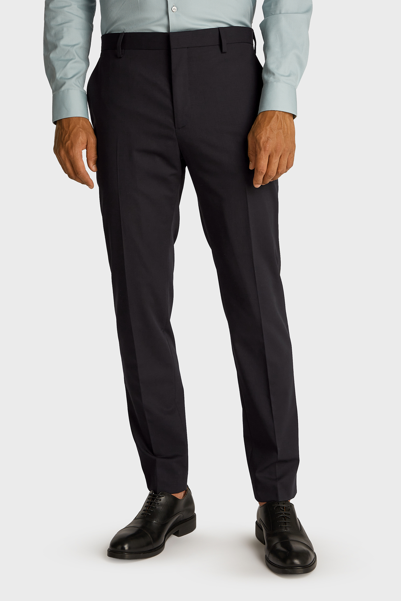 Мужские черные шерстяные брюки TRAVEL TWILL SLIM TAPERED Черный 56 Calvin Klein K10K114347 Мужские черные шерстяные брюки TRAVEL TWILL SLIM TAPERED Черный 56 Calvin Klein K10K114347