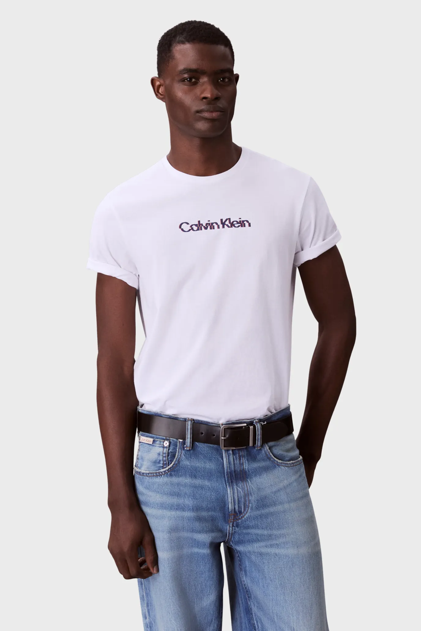 Чоловіча біла футболка SS GLITCHED LOGO 4