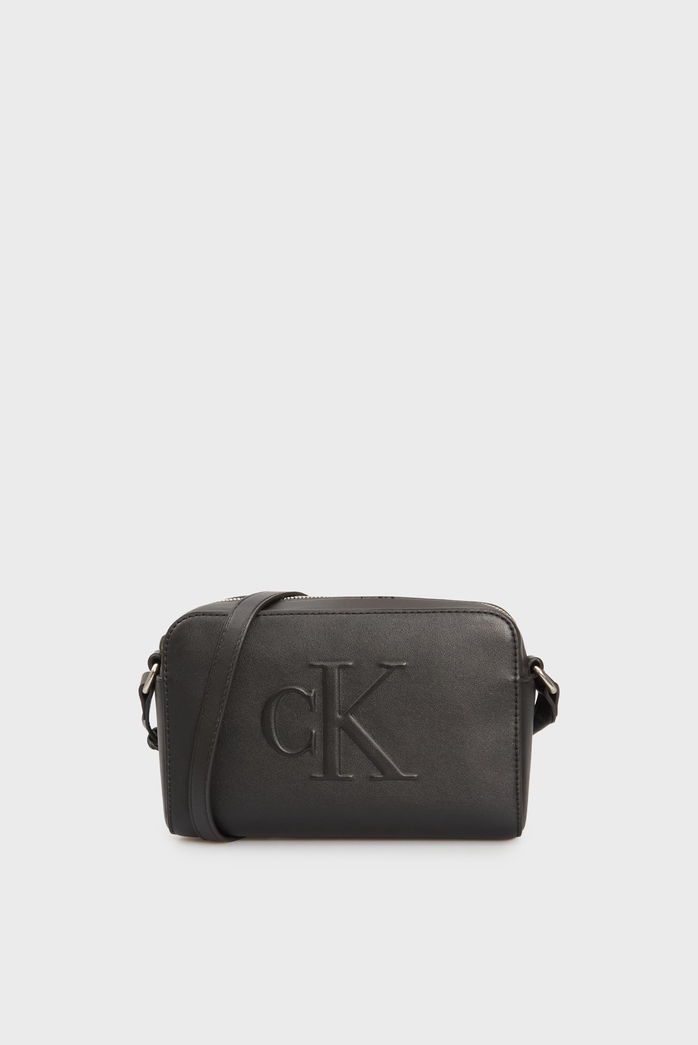 Женская черная сумка SCULPTED EW CAMERA BAG20 Черный ONESIZE Calvin Klein Jeans LV04K3036G Женская черная сумка SCULPTED EW CAMERA BAG20 Черный ONESIZE Calvin Klein Jeans LV04K3036G