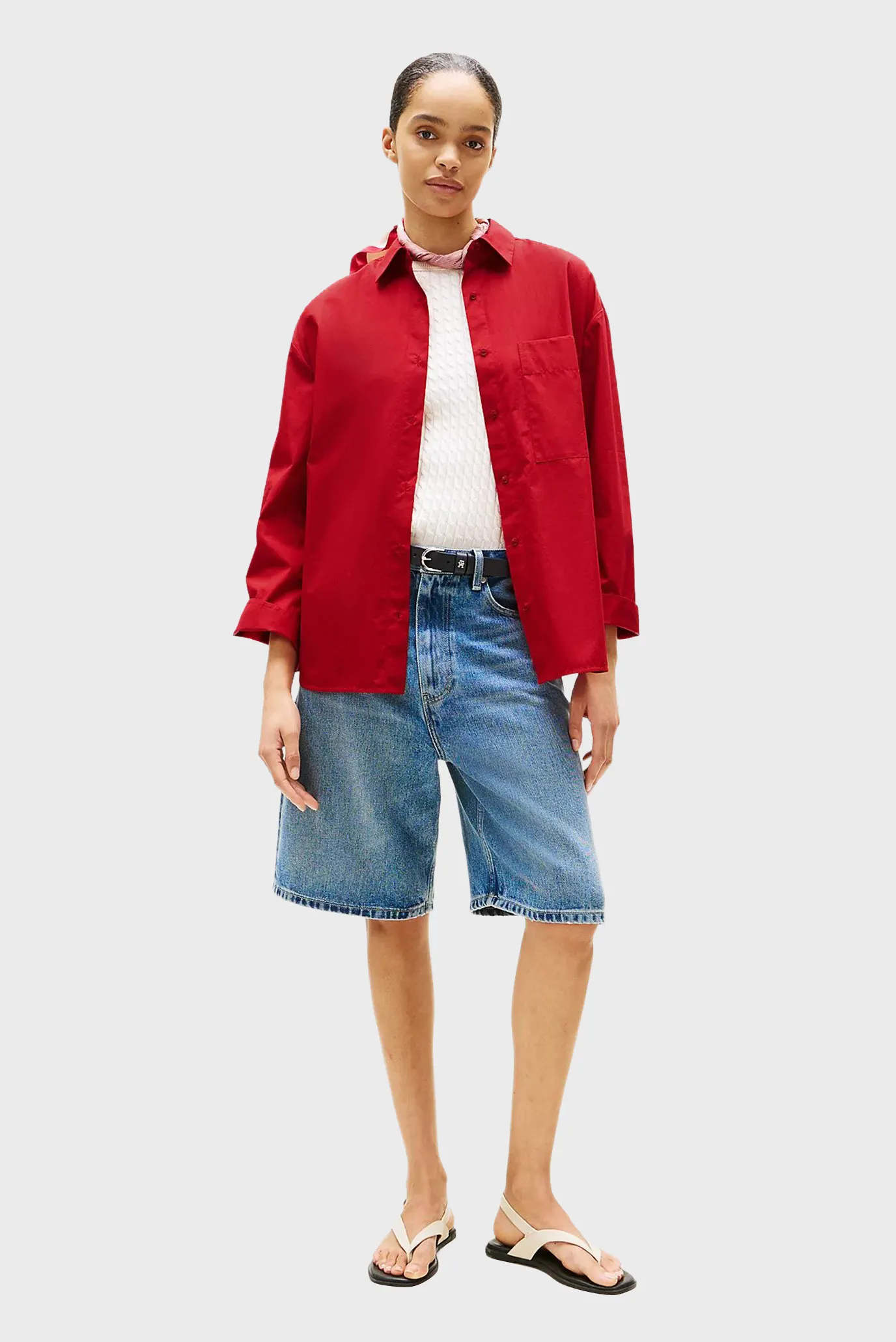 Женская красная рубашка 2