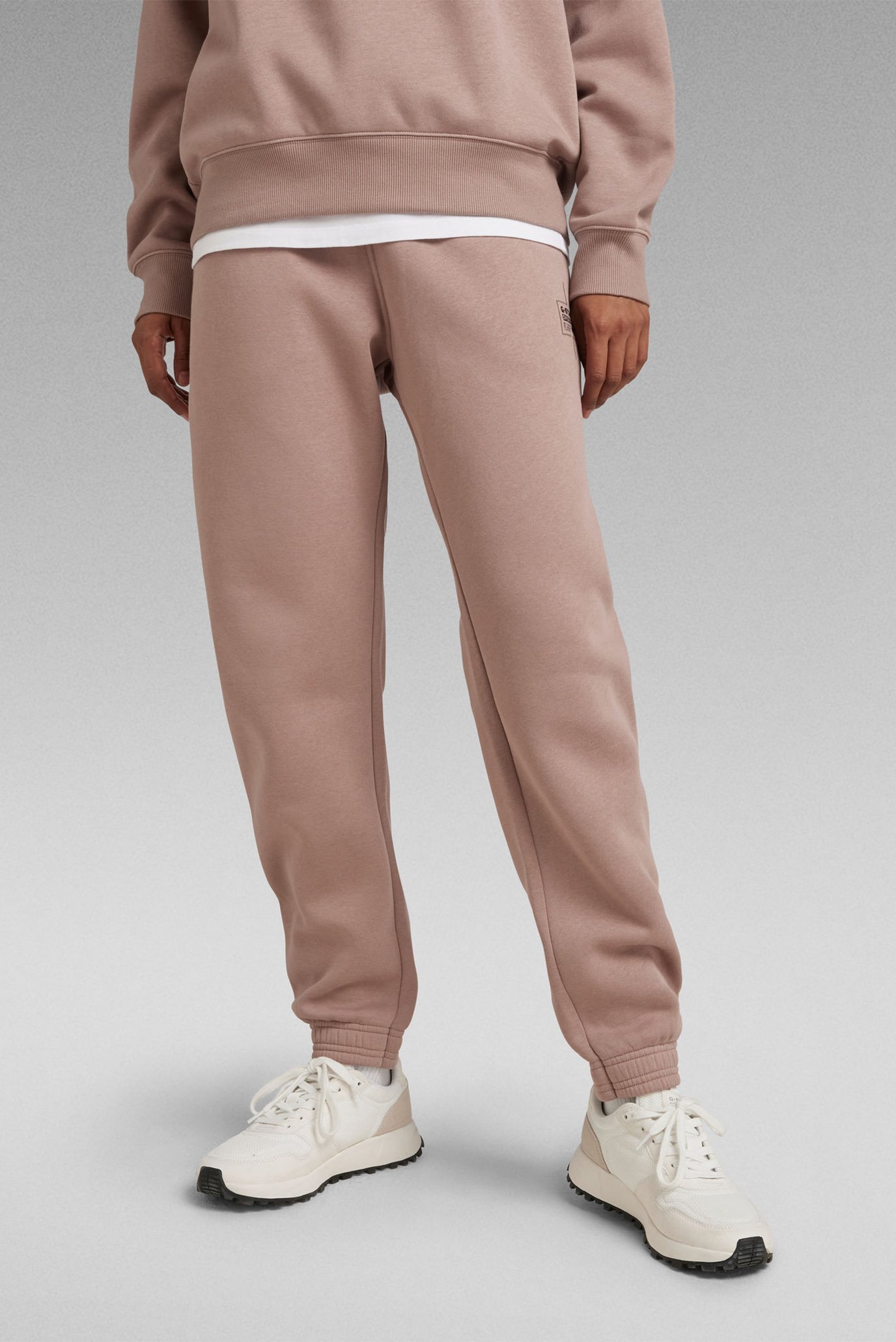 Рожеві спортивні штани Unisex core tapered sw pant (унісекс) 1