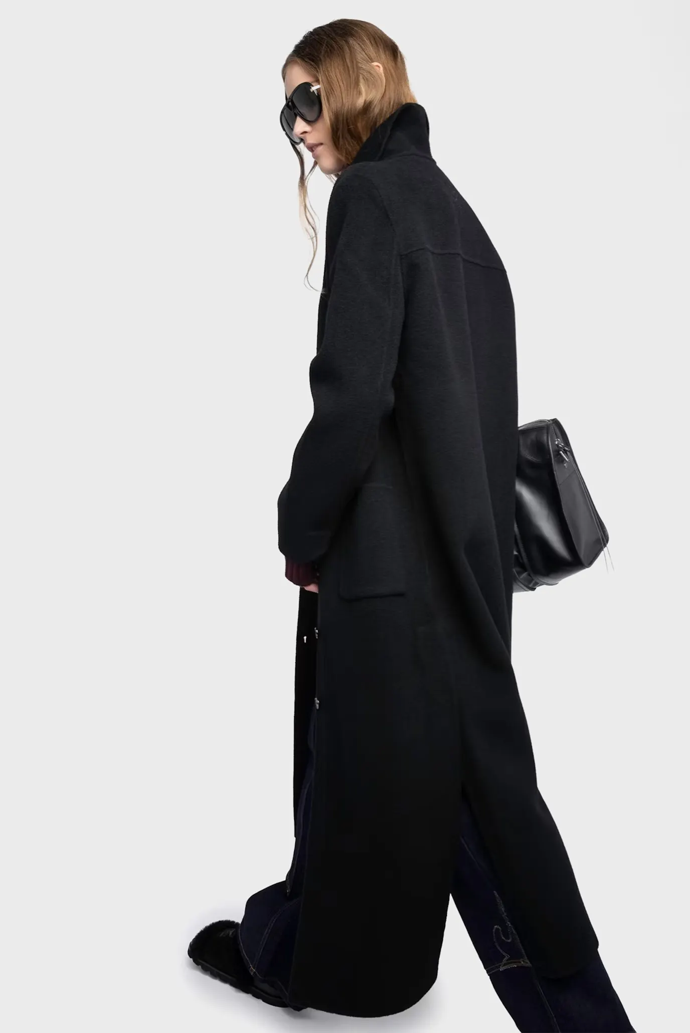 Жіноче чорне вовняне пальто Micro 6