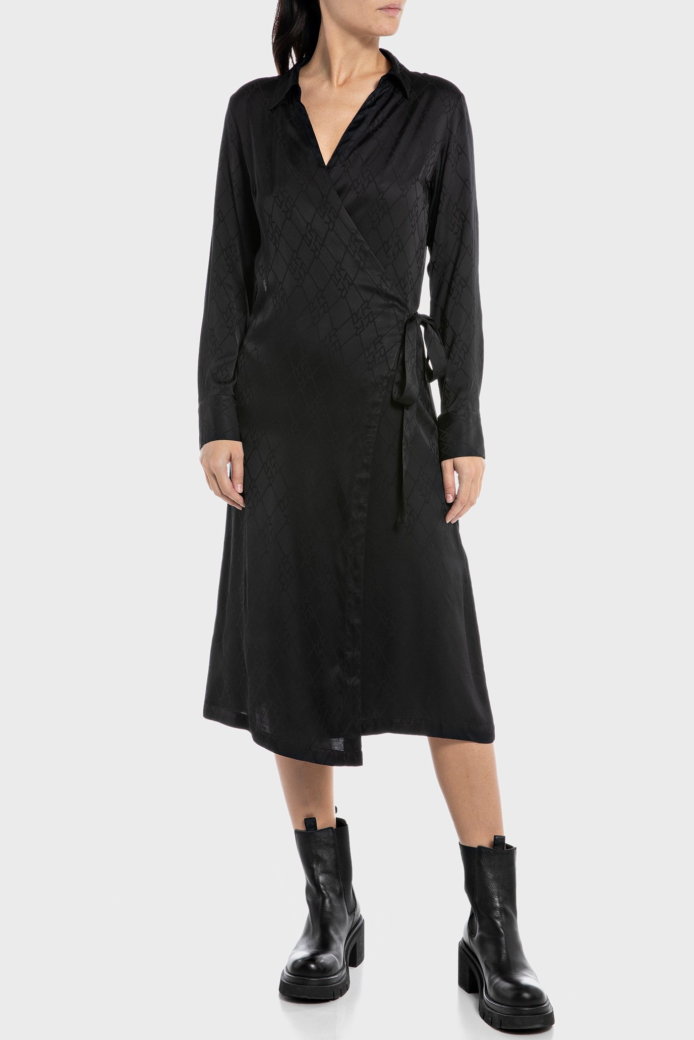 Жіноча чорна сукня з візерунком 1