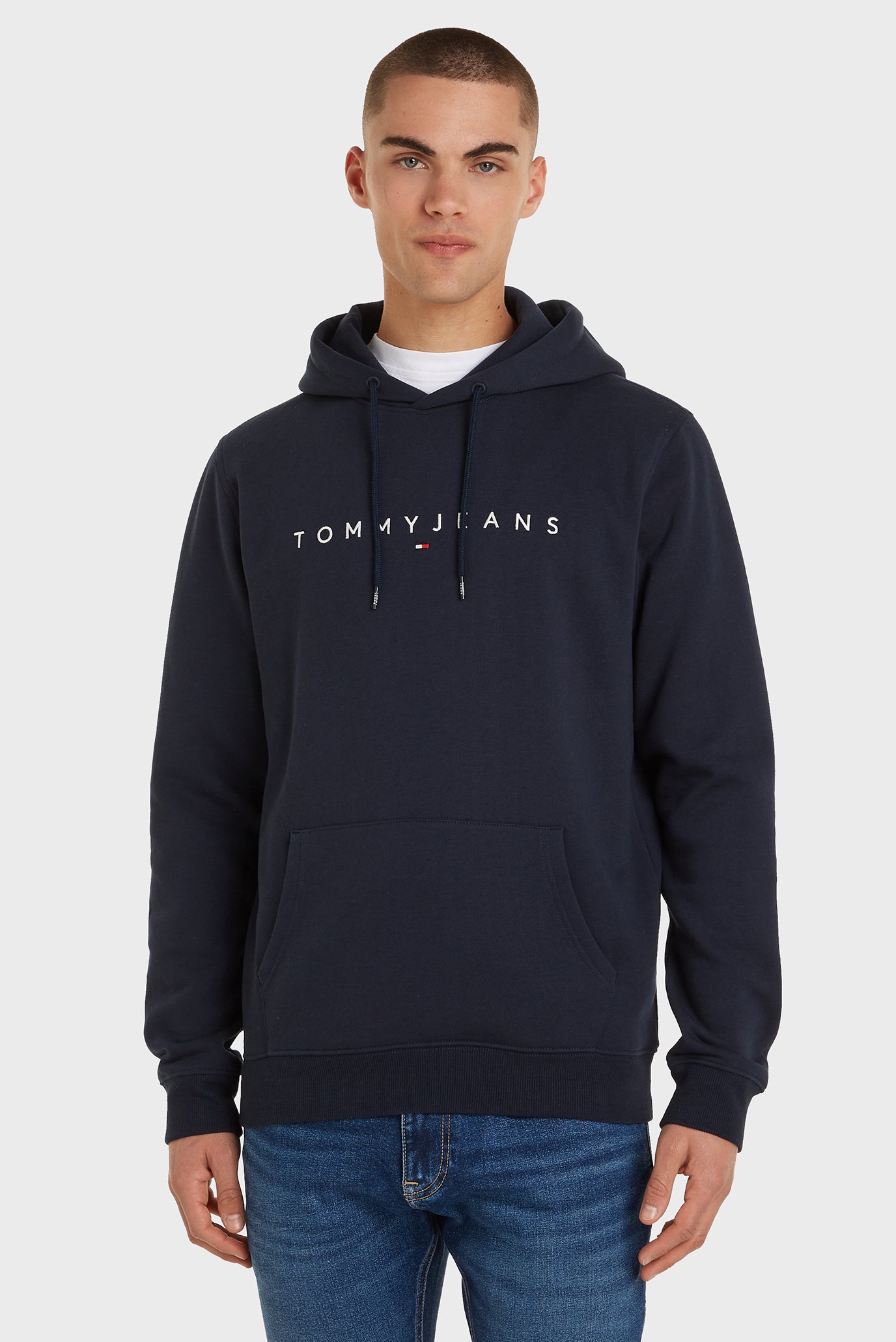 Мужское темно-синее худи TJM REG LINEAR LOGO Синий M Tommy Jeans DM0DM17985 Мужское темно-синее худи TJM REG LINEAR LOGO Синий M Tommy Jeans DM0DM17985