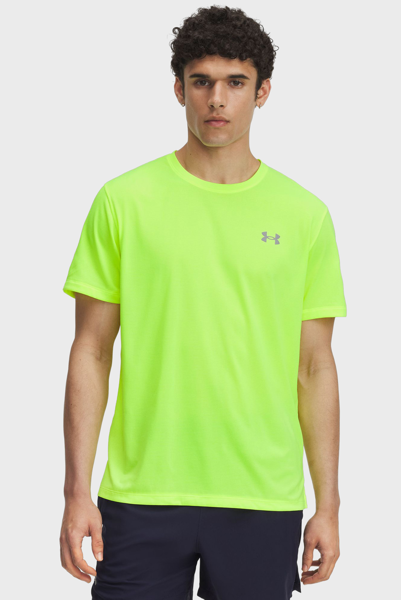 Мужская салатовая футболка UA LAUNCH SHORTSLEEVE Салатовый XXL Under Armour 1382582-732 Мужская салатовая футболка UA LAUNCH SHORTSLEEVE Салатовый XXL Under Armour 1382582-732