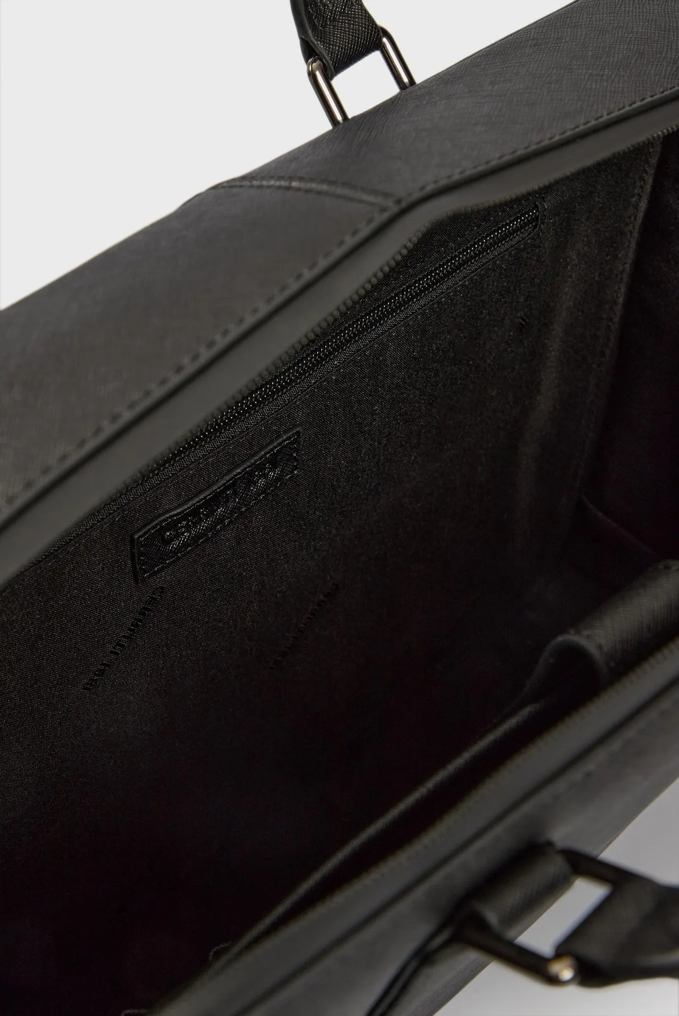 Чоловіча чорна шкіряна сумка для ноутбука VIN BRIEFCASE 2