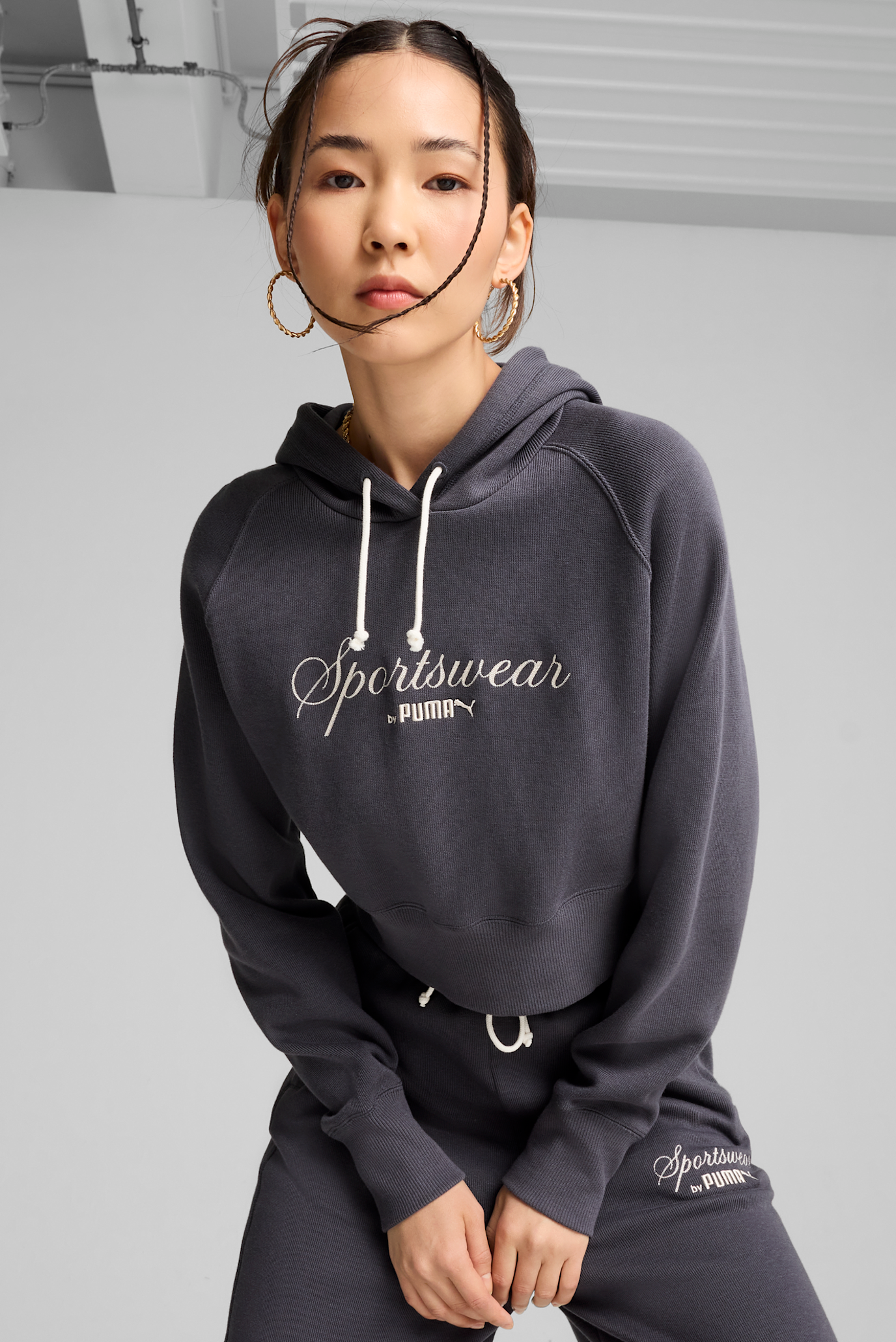 Женское серое худи CLASSICS+ Relaxed Hoodie Women 1