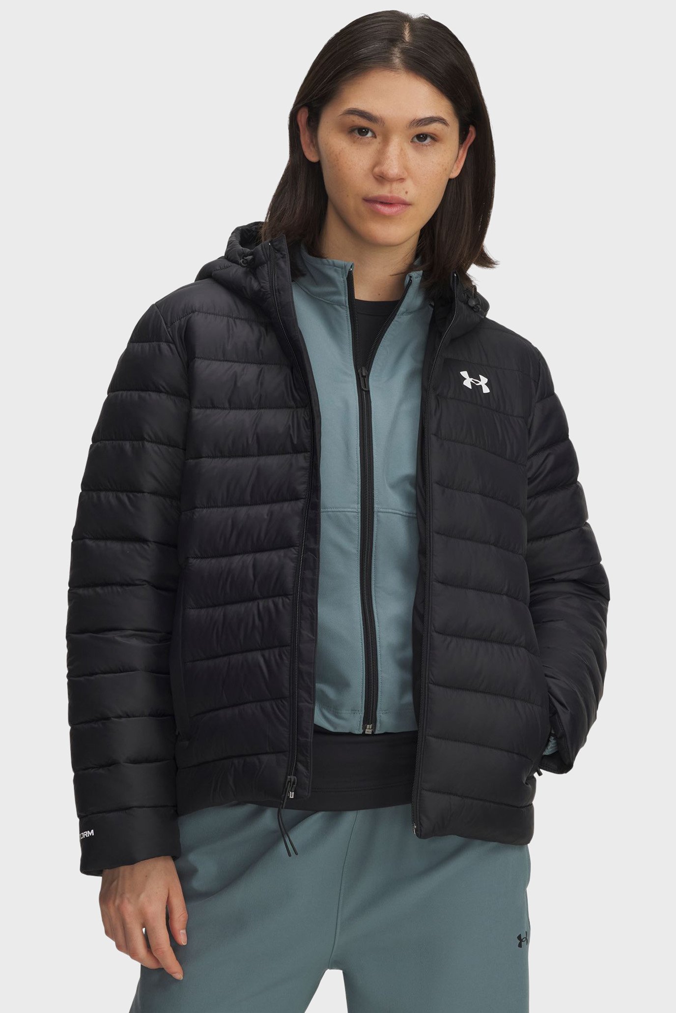 Женская черная куртка UA Sportswear Insulate Jkt Черный L Under Armour 6006353-001 Женская черная куртка UA Sportswear Insulate Jkt Черный L Under Armour 6006353-001
