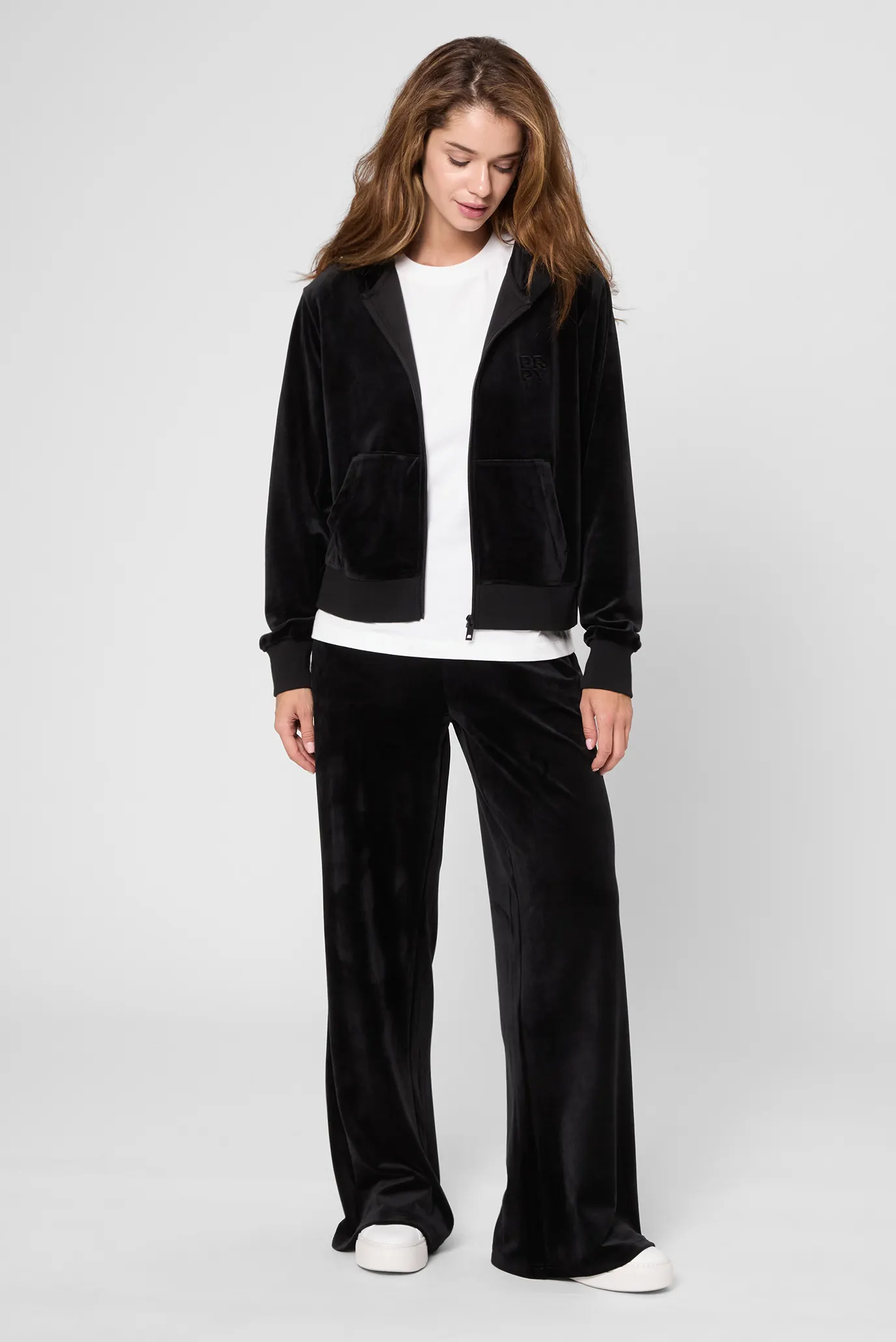 Женское черное велюровое худи 2