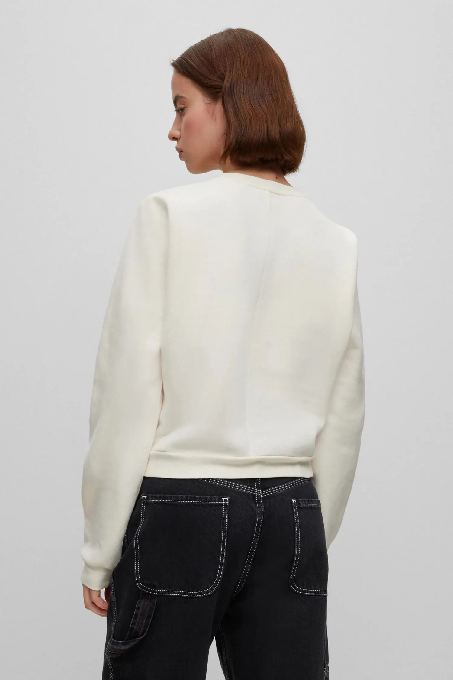 Жіночий білий світшот 3