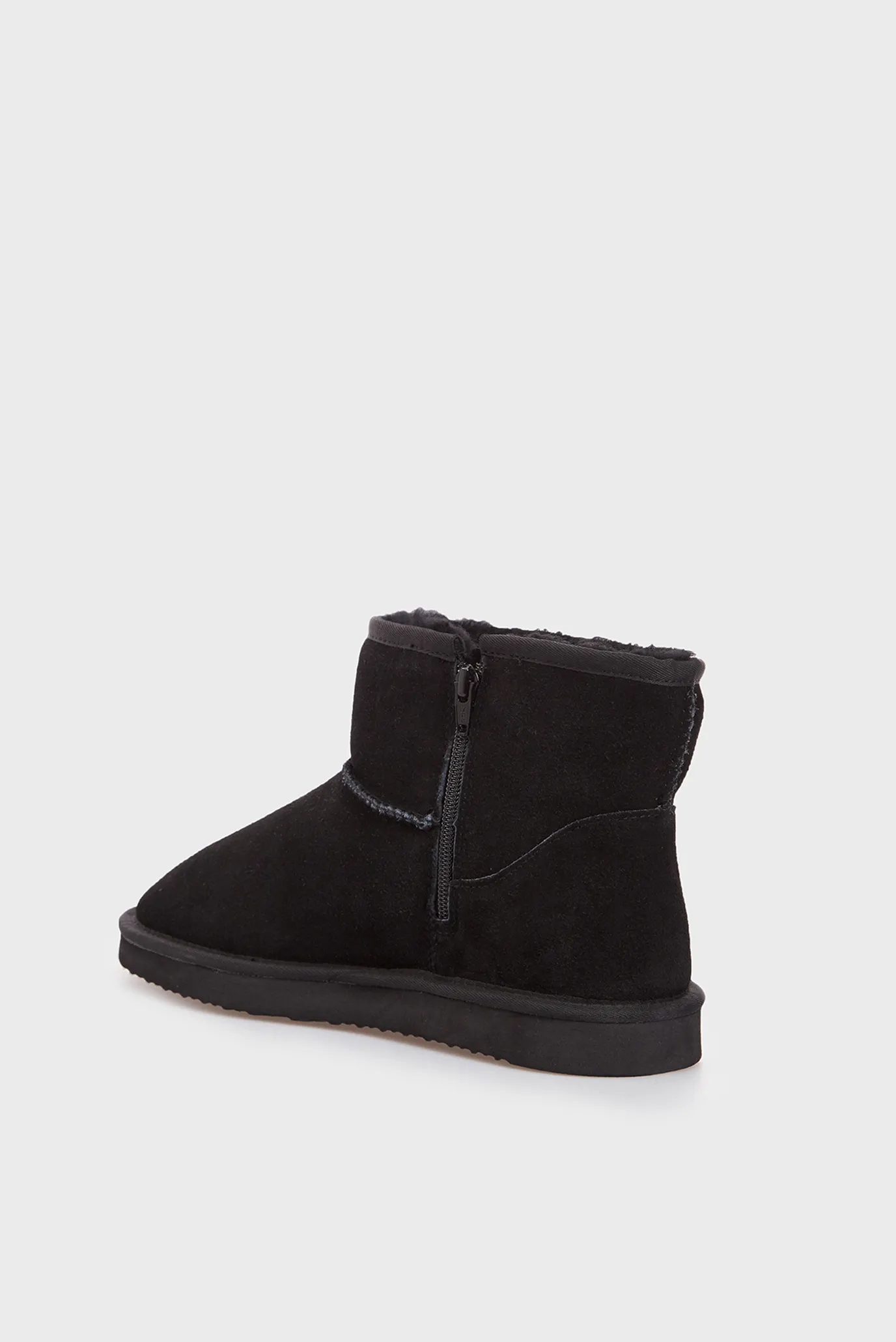 Чоловічі чорні замшеві уггі Fabrizio 5