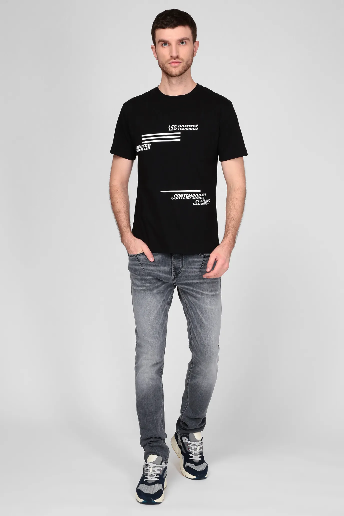 Чоловіча чорна футболка 2