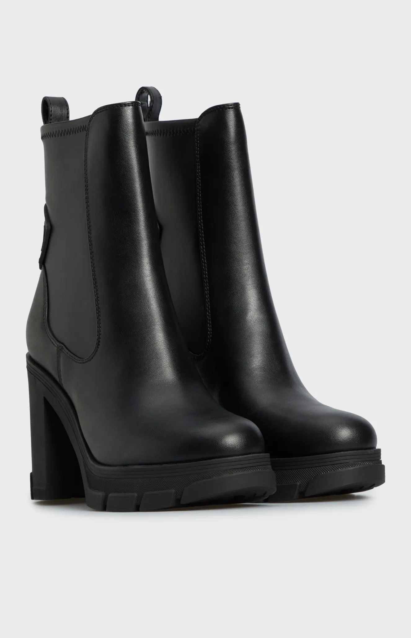 Женские черные ботильоны XENO 3