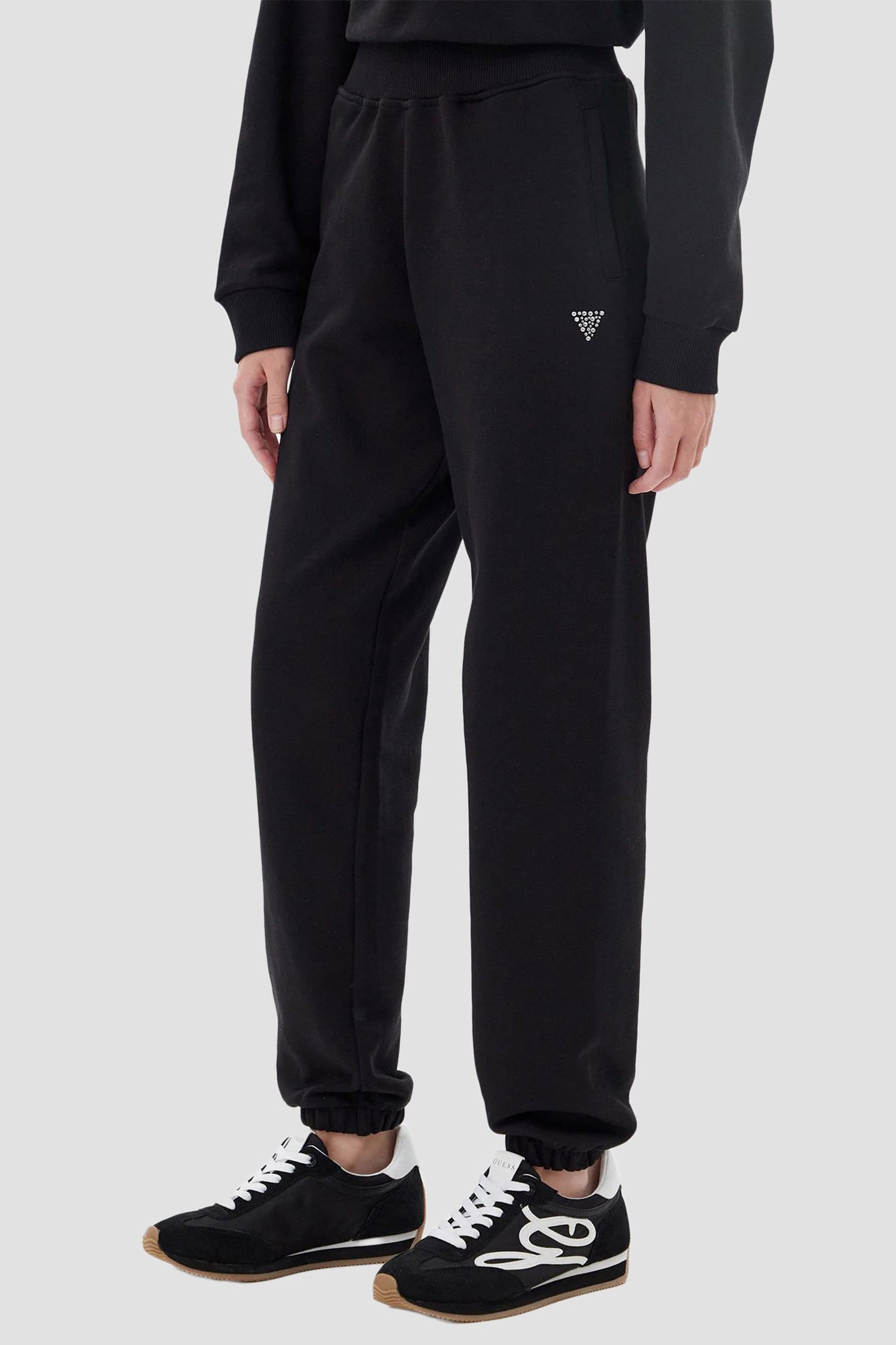 Женские черные спортивные брюки Черный S Guess V5YB17.KCRP0;JBLK Женские черные спортивные брюки Черный S Guess V5YB17.KCRP0;JBLK