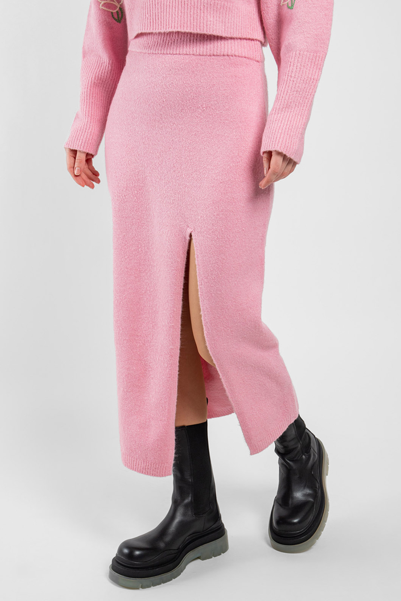 Женская розовая юбка 1
